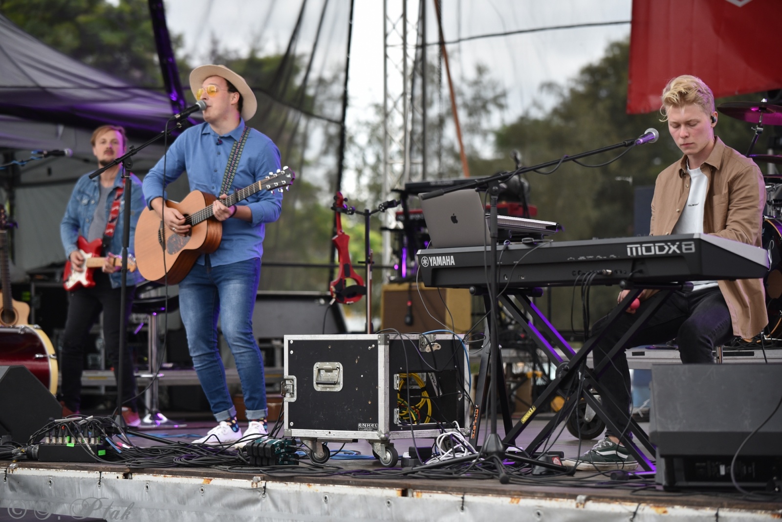 Zdjęcie w galerii na portalu naszraciborz.pl: Racibórz żegna lato. Czesi śpiewają polskie hity wiadomości z regionu