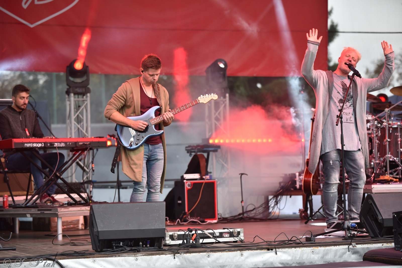 Zdjęcie w galerii na portalu naszraciborz.pl: Racibórz żegna lato. Czesi śpiewają polskie hity wiadomości z regionu