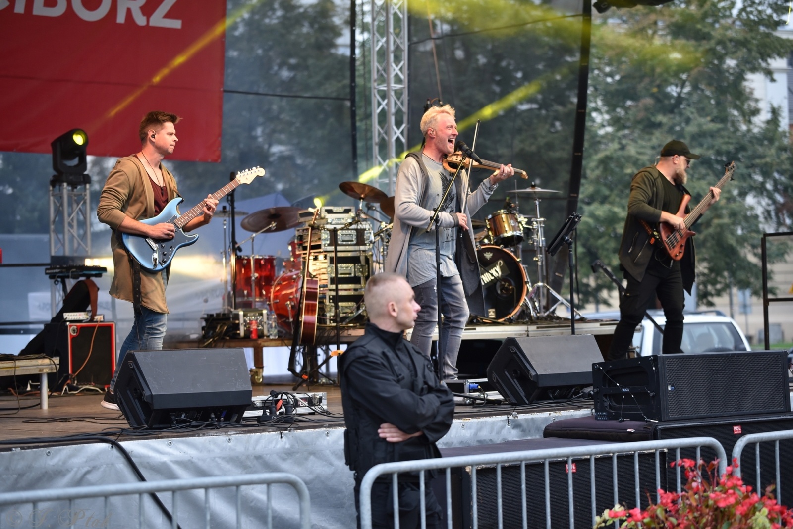 Zdjęcie w galerii na portalu naszraciborz.pl: Racibórz żegna lato. Czesi śpiewają polskie hity wiadomości z regionu