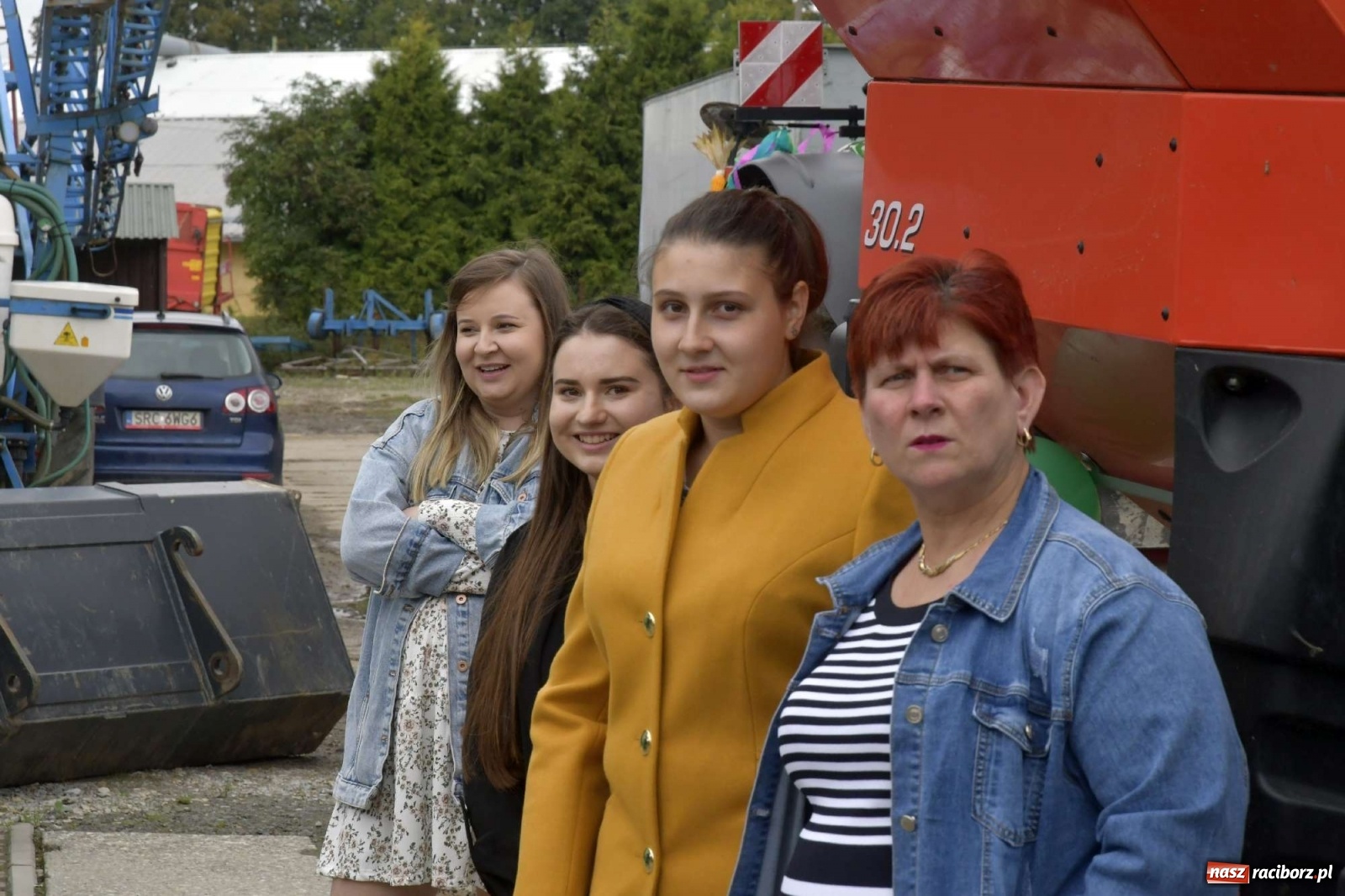 Zdjęcie w galerii na portalu naszraciborz.pl: Pawłów młodymi rolnikami stoi. Dożynki 2021 [FOTO i WIDEO] wiadomości z regionu