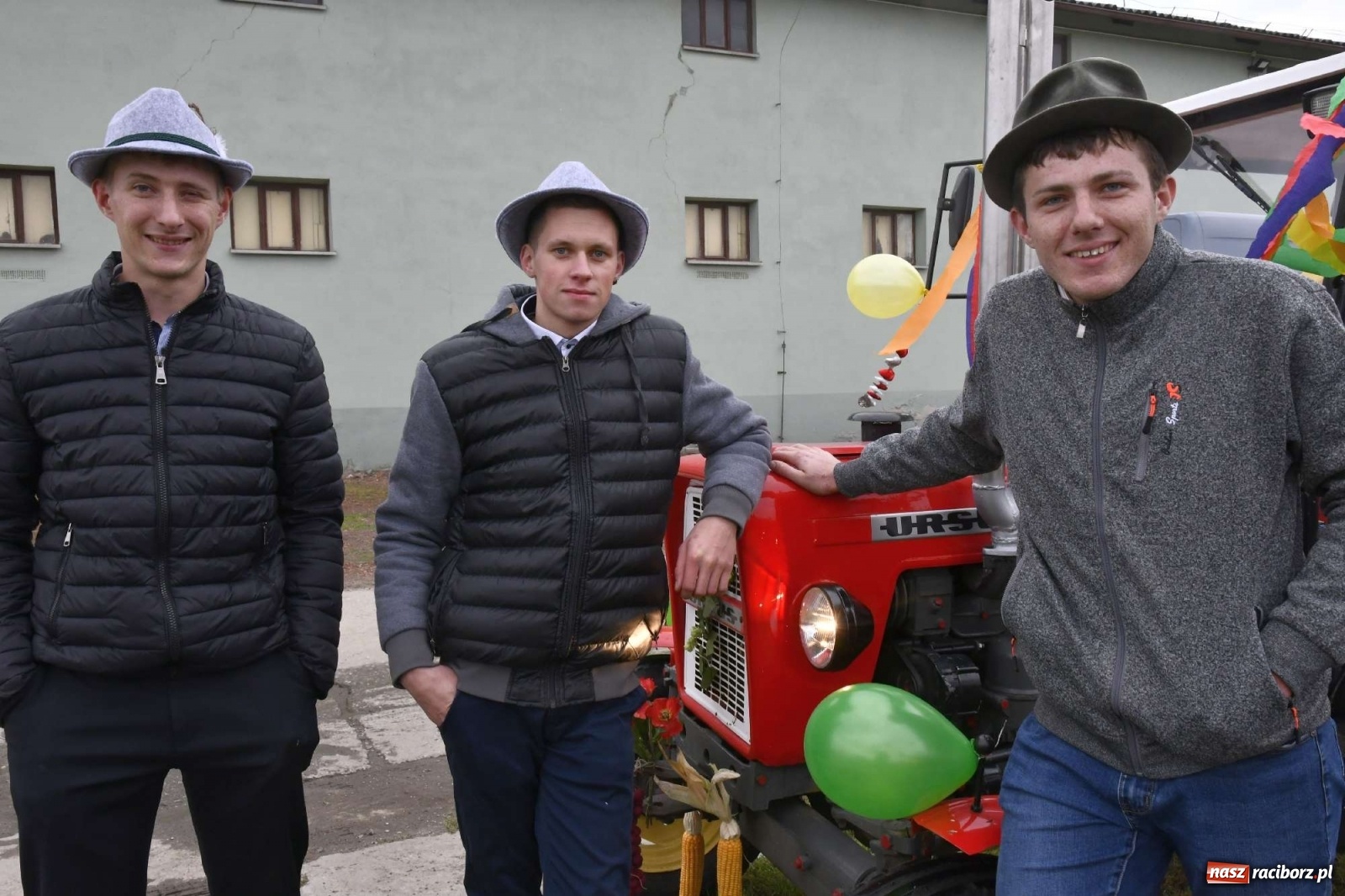 Zdjęcie w galerii na portalu naszraciborz.pl: Pawłów młodymi rolnikami stoi. Dożynki 2021 [FOTO i WIDEO] wiadomości z regionu