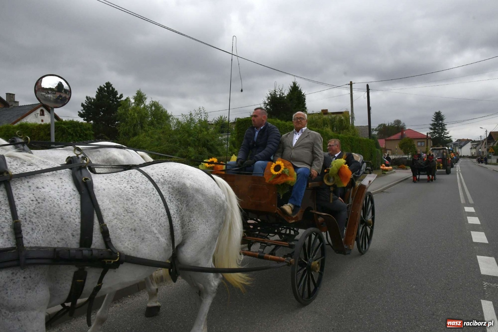 Zdjęcie w galerii na portalu naszraciborz.pl: Pawłów młodymi rolnikami stoi. Dożynki 2021 [FOTO i WIDEO] wiadomości z regionu
