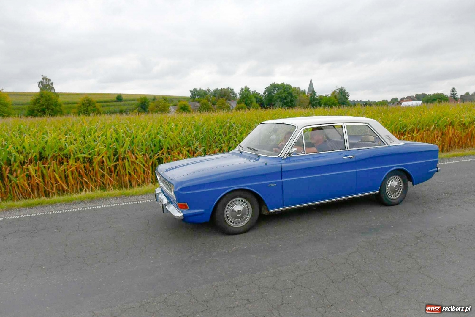 Zdjęcie w galerii na portalu naszraciborz.pl: Pawłów młodymi rolnikami stoi. Dożynki 2021 [FOTO i WIDEO] wiadomości z regionu