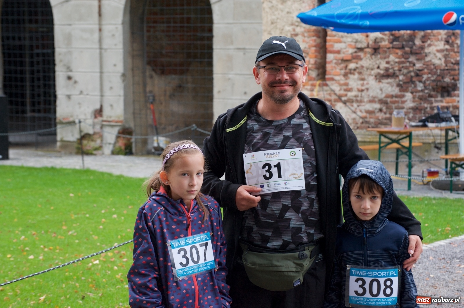 Zdjęcie w galerii na portalu naszraciborz.pl: Bieg o Złoty Kłos. Tworków debiutuje na mapie sportów biegowych wiadomości z regionu