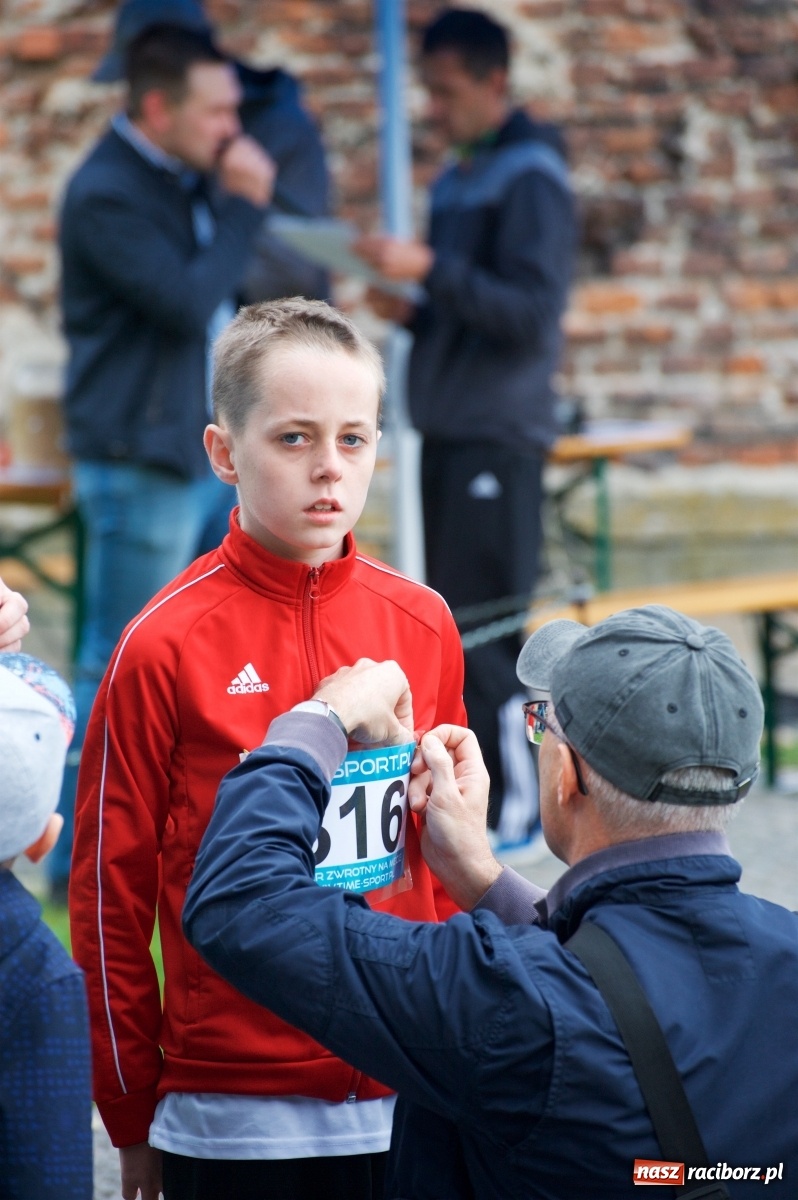 Zdjęcie w galerii na portalu naszraciborz.pl: Bieg o Złoty Kłos. Tworków debiutuje na mapie sportów biegowych wiadomości z regionu