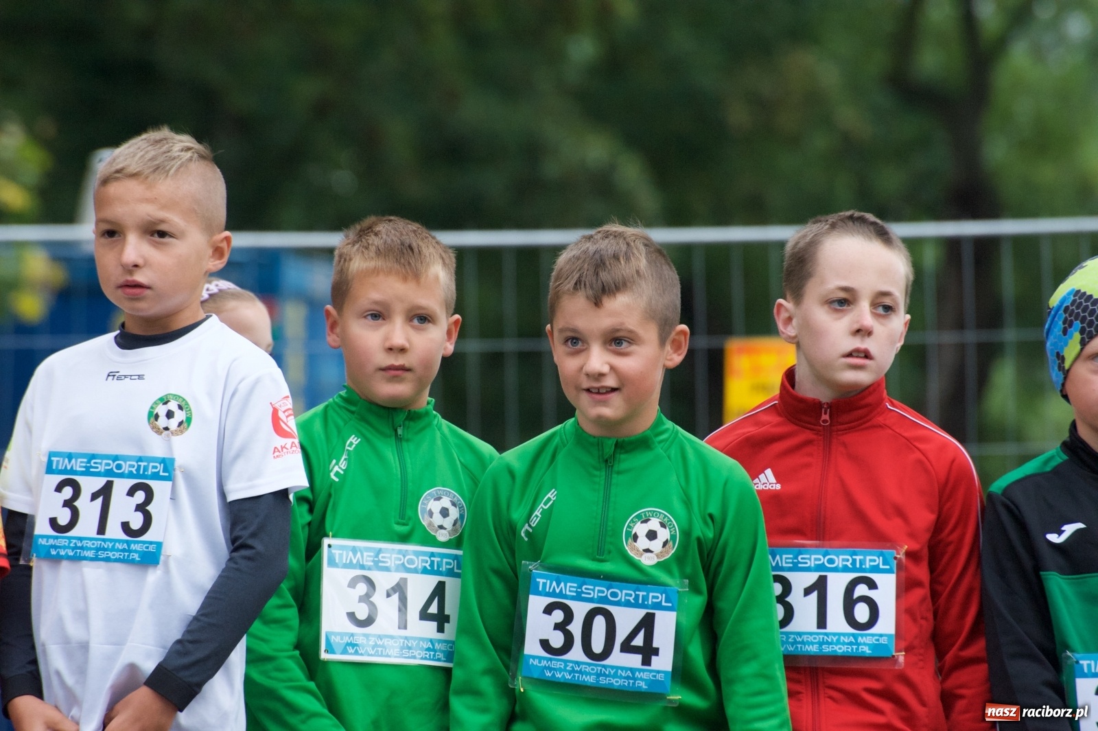 Zdjęcie w galerii na portalu naszraciborz.pl: Bieg o Złoty Kłos. Tworków debiutuje na mapie sportów biegowych wiadomości z regionu