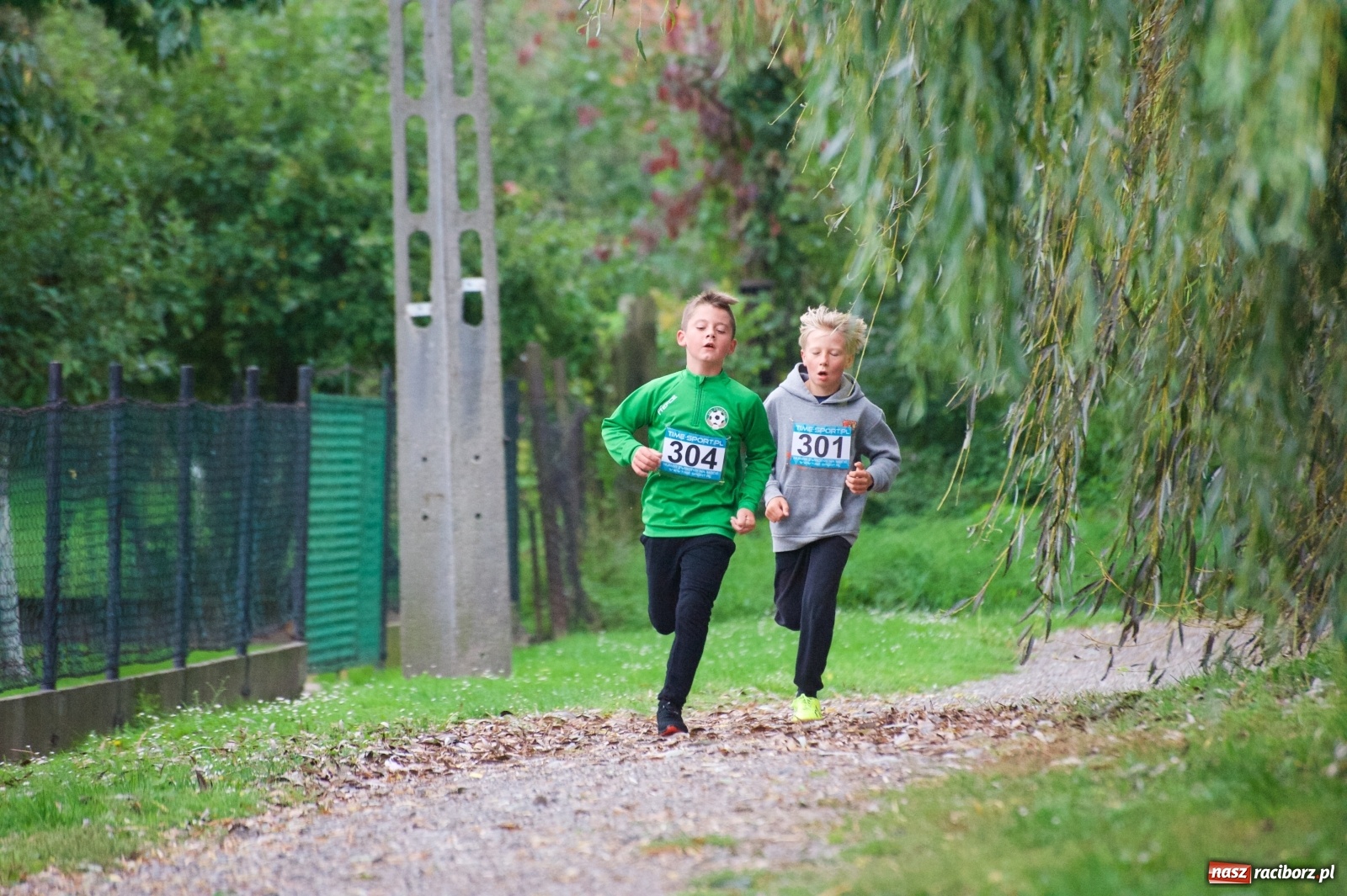 Zdjęcie w galerii na portalu naszraciborz.pl: Bieg o Złoty Kłos. Tworków debiutuje na mapie sportów biegowych wiadomości z regionu