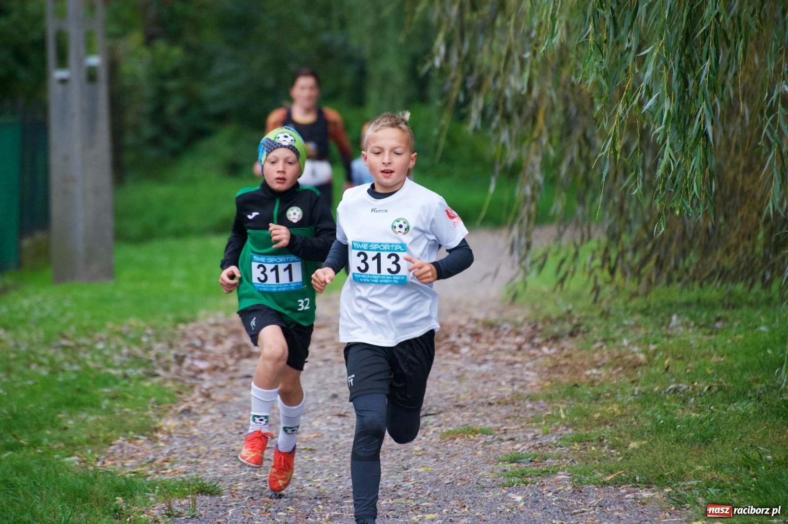 Zdjęcie w galerii na portalu naszraciborz.pl: Bieg o Złoty Kłos. Tworków debiutuje na mapie sportów biegowych wiadomości z regionu