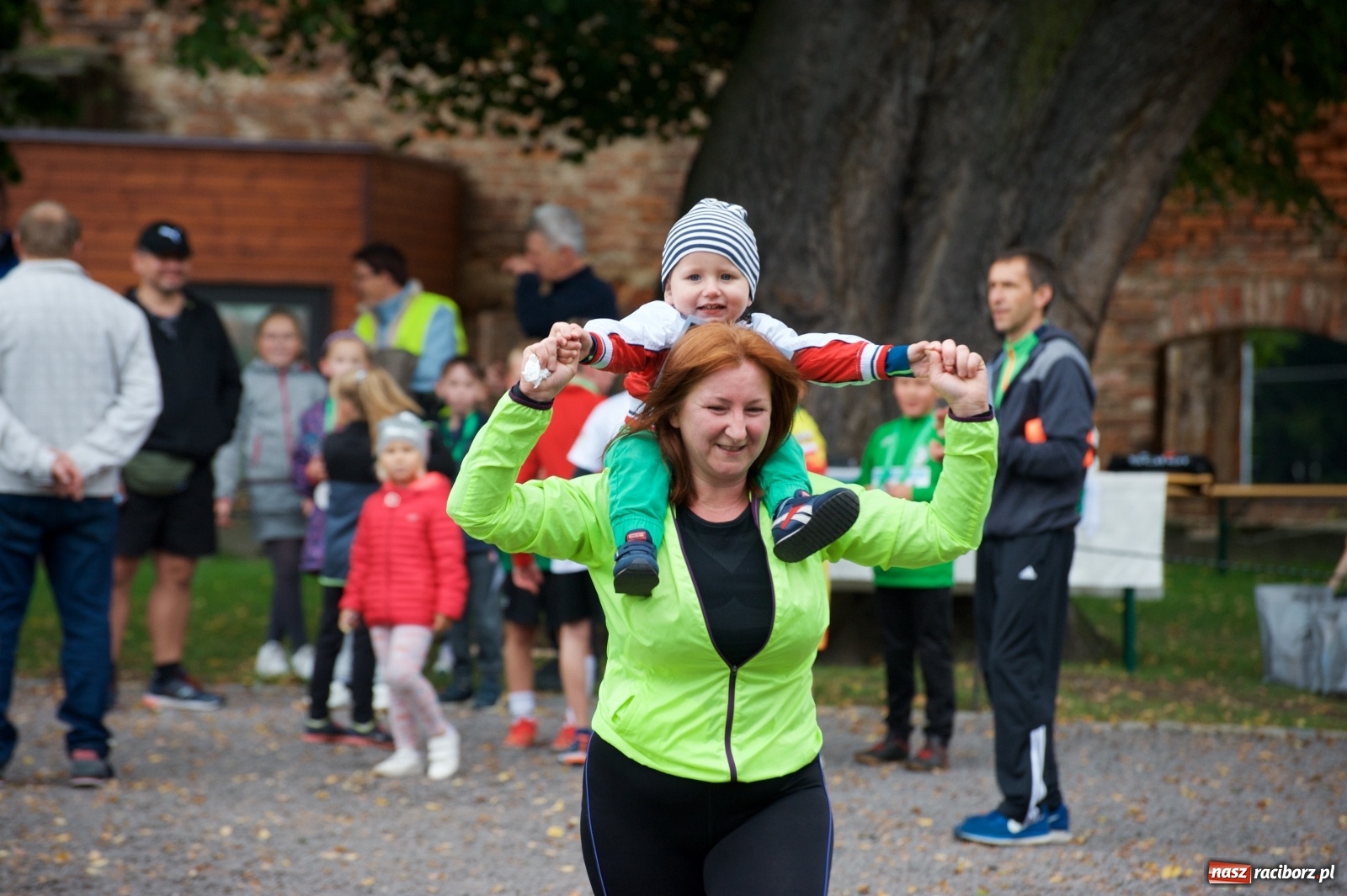 Zdjęcie w galerii na portalu naszraciborz.pl: Bieg o Złoty Kłos. Tworków debiutuje na mapie sportów biegowych wiadomości z regionu