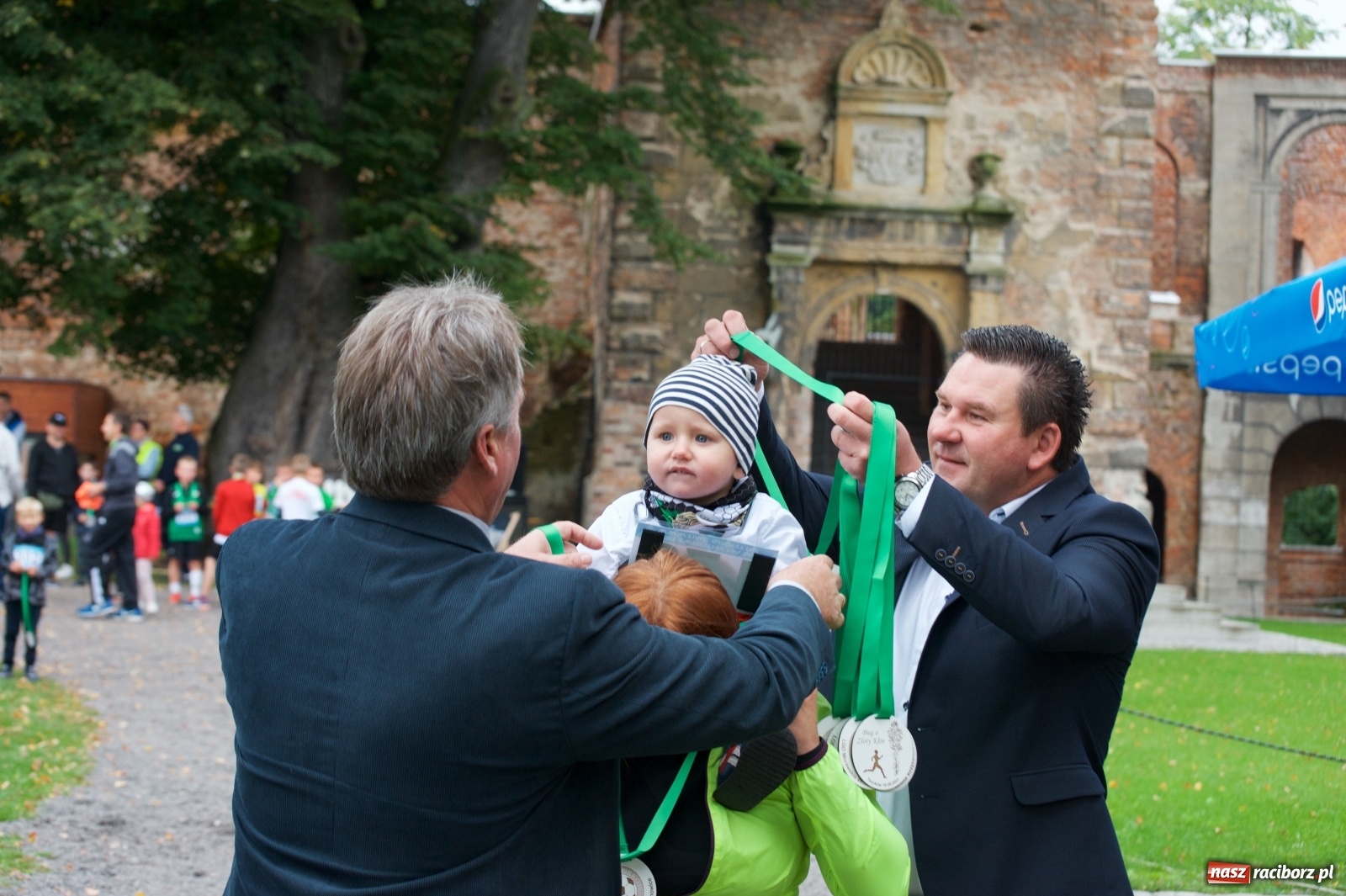 Zdjęcie w galerii na portalu naszraciborz.pl: Bieg o Złoty Kłos. Tworków debiutuje na mapie sportów biegowych wiadomości z regionu