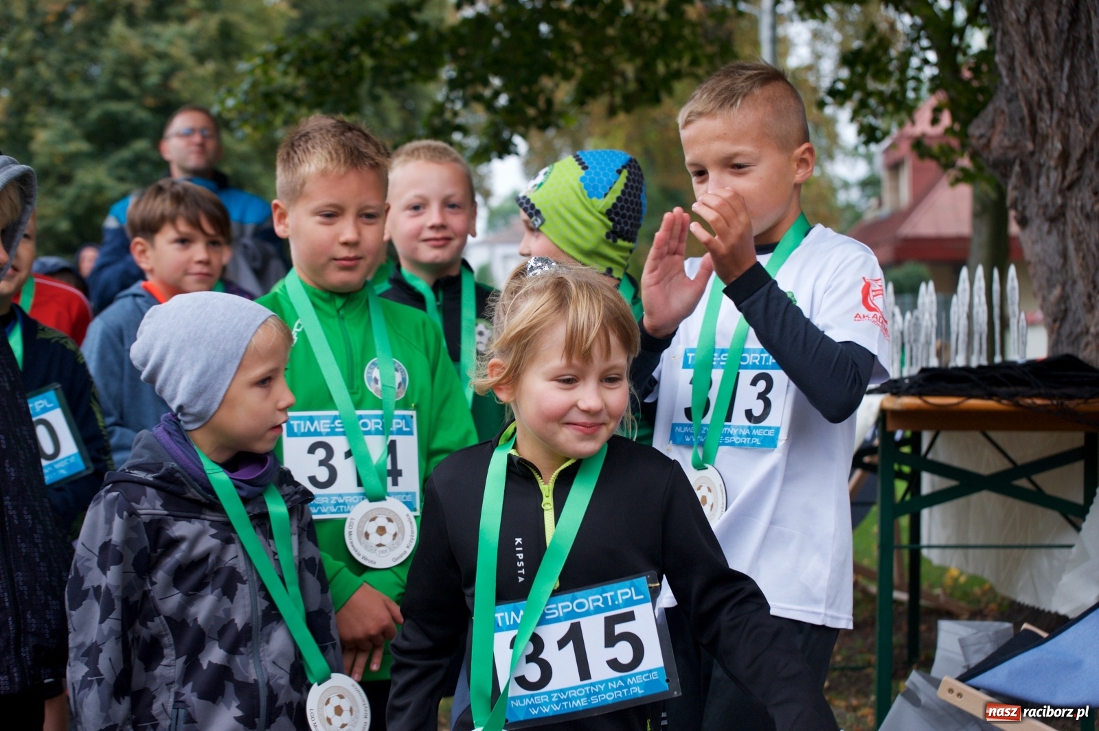 Zdjęcie w galerii na portalu naszraciborz.pl: Bieg o Złoty Kłos. Tworków debiutuje na mapie sportów biegowych wiadomości z regionu