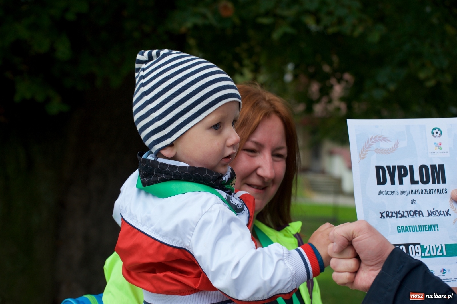 Zdjęcie w galerii na portalu naszraciborz.pl: Bieg o Złoty Kłos. Tworków debiutuje na mapie sportów biegowych wiadomości z regionu