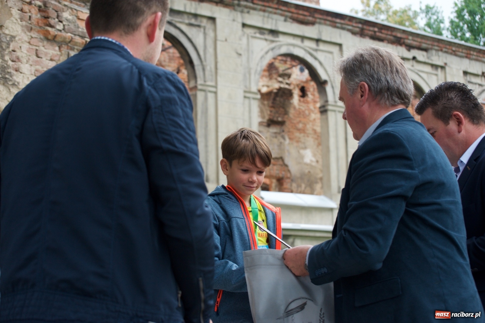 Zdjęcie w galerii na portalu naszraciborz.pl: Bieg o Złoty Kłos. Tworków debiutuje na mapie sportów biegowych wiadomości z regionu