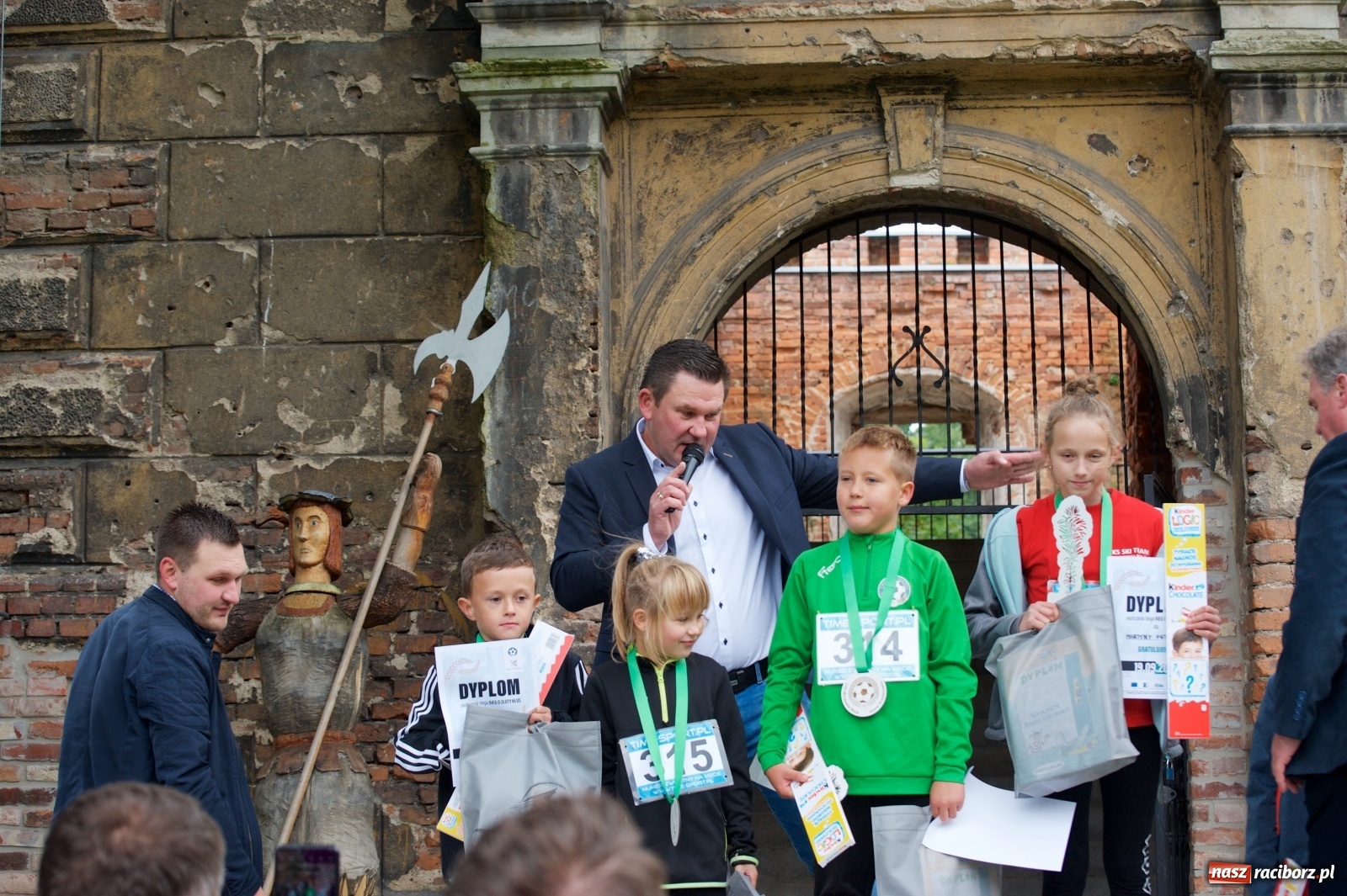 Zdjęcie w galerii na portalu naszraciborz.pl: Bieg o Złoty Kłos. Tworków debiutuje na mapie sportów biegowych wiadomości z regionu