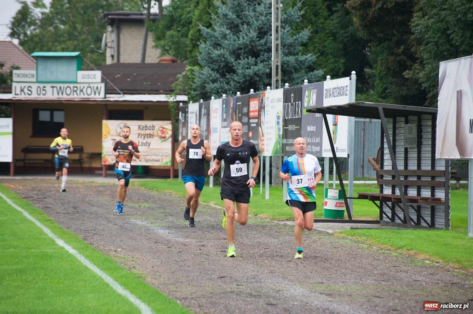 Zdjęcie w galerii na portalu naszraciborz.pl: Bieg o Złoty Kłos. Tworków debiutuje na mapie sportów biegowych wiadomości z regionu