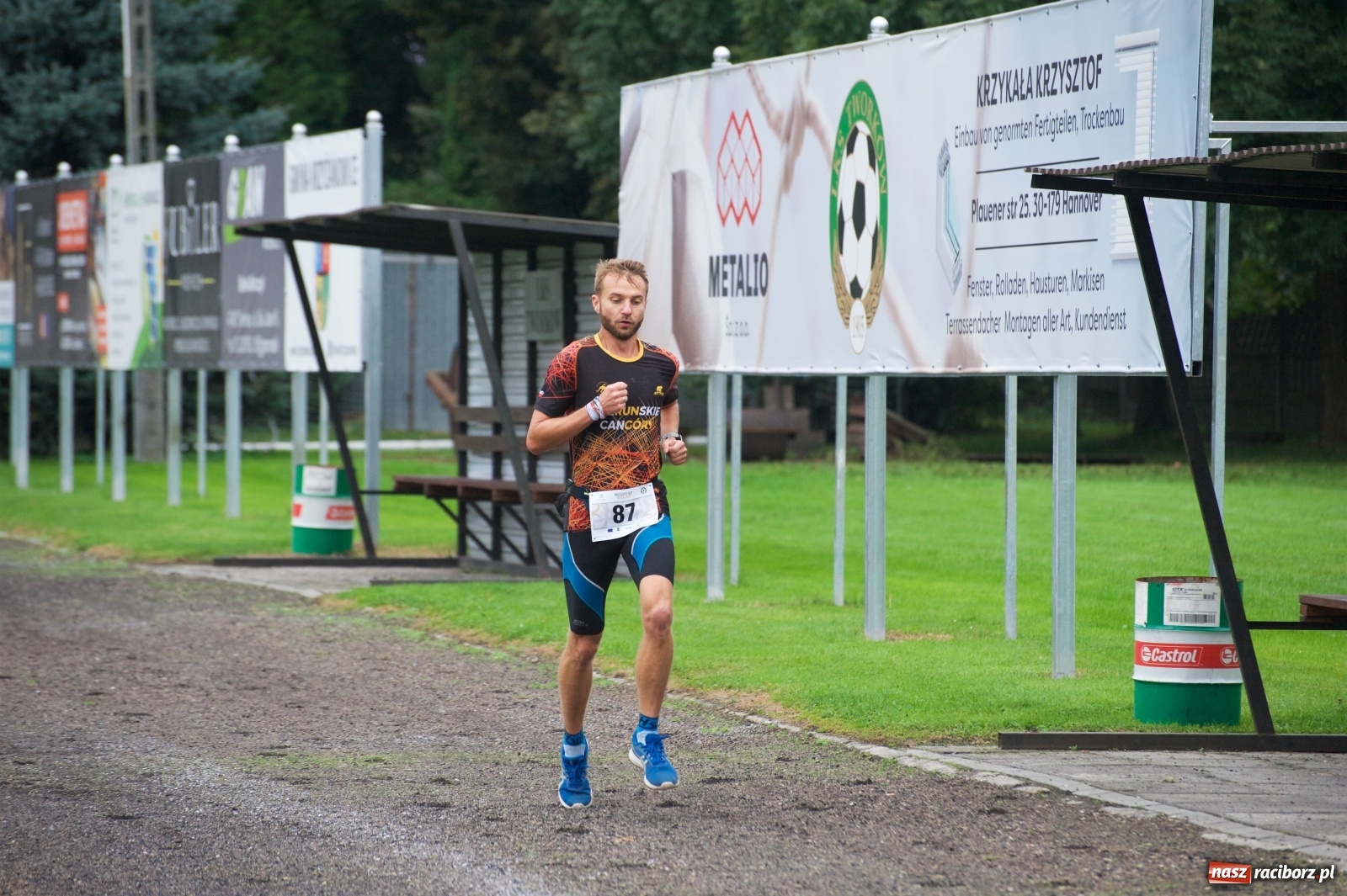 Zdjęcie w galerii na portalu naszraciborz.pl: Bieg o Złoty Kłos. Tworków debiutuje na mapie sportów biegowych wiadomości z regionu