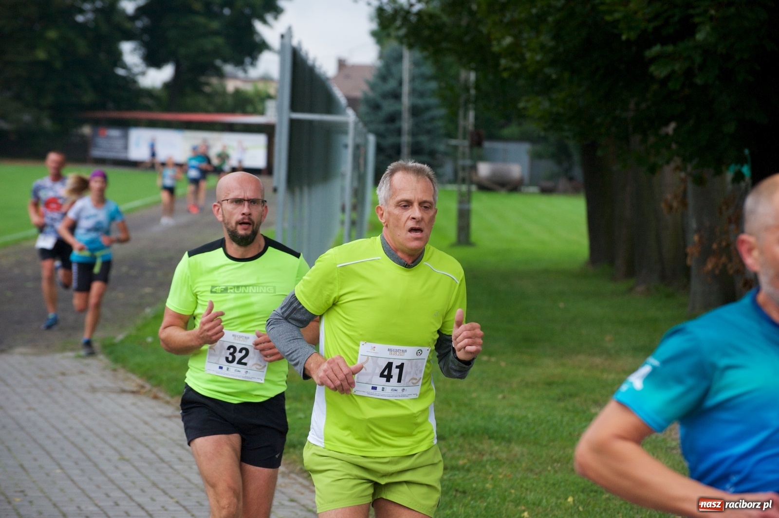 Zdjęcie w galerii na portalu naszraciborz.pl: Bieg o Złoty Kłos. Tworków debiutuje na mapie sportów biegowych wiadomości z regionu