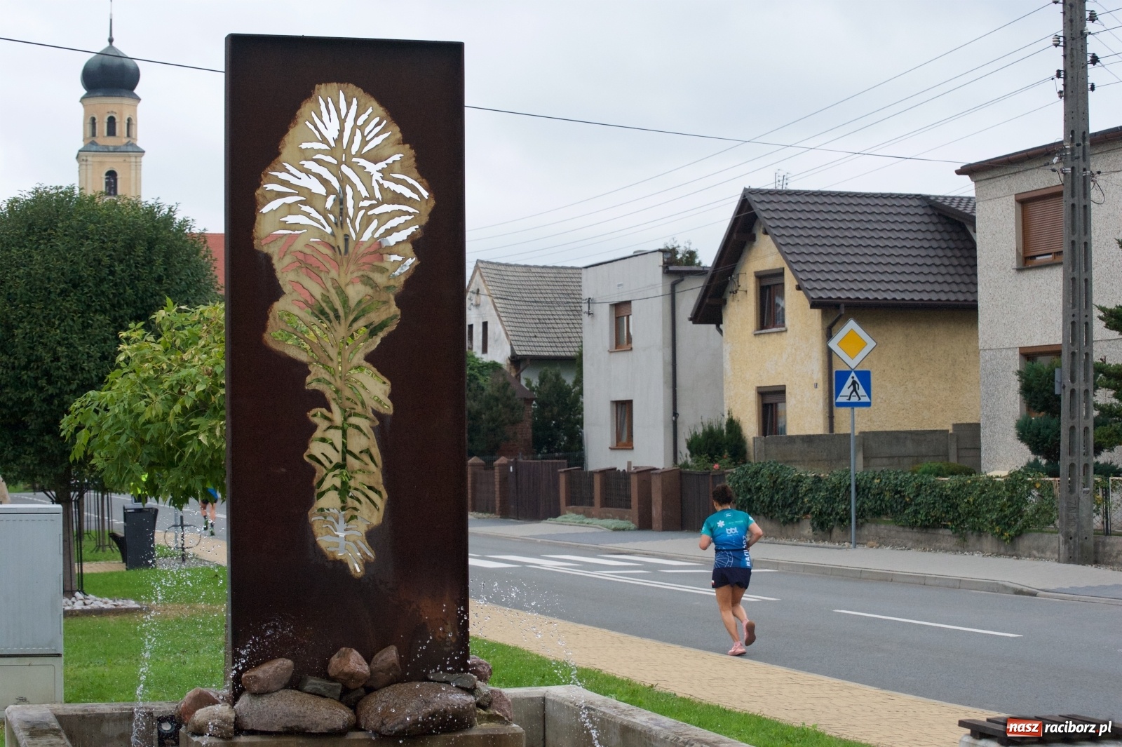 Zdjęcie w galerii na portalu naszraciborz.pl: Bieg o Złoty Kłos. Tworków debiutuje na mapie sportów biegowych wiadomości z regionu