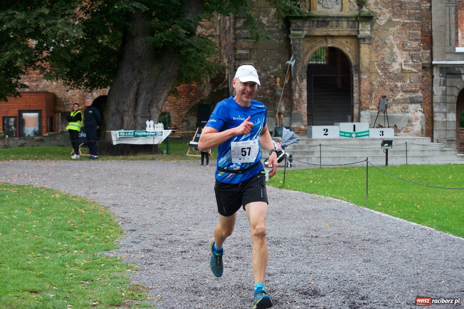 Zdjęcie w galerii na portalu naszraciborz.pl: Bieg o Złoty Kłos. Tworków debiutuje na mapie sportów biegowych wiadomości z regionu