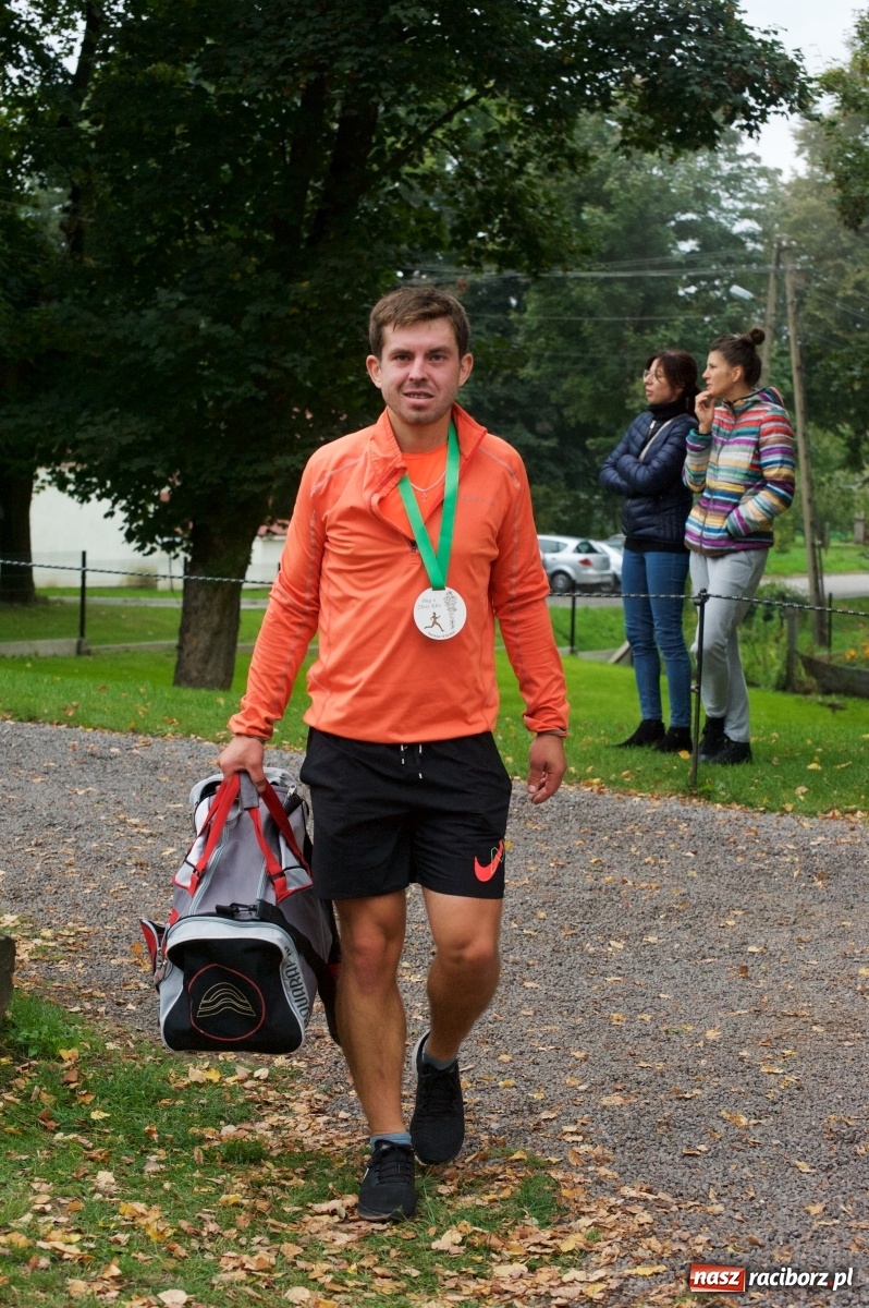 Zdjęcie w galerii na portalu naszraciborz.pl: Bieg o Złoty Kłos. Tworków debiutuje na mapie sportów biegowych wiadomości z regionu