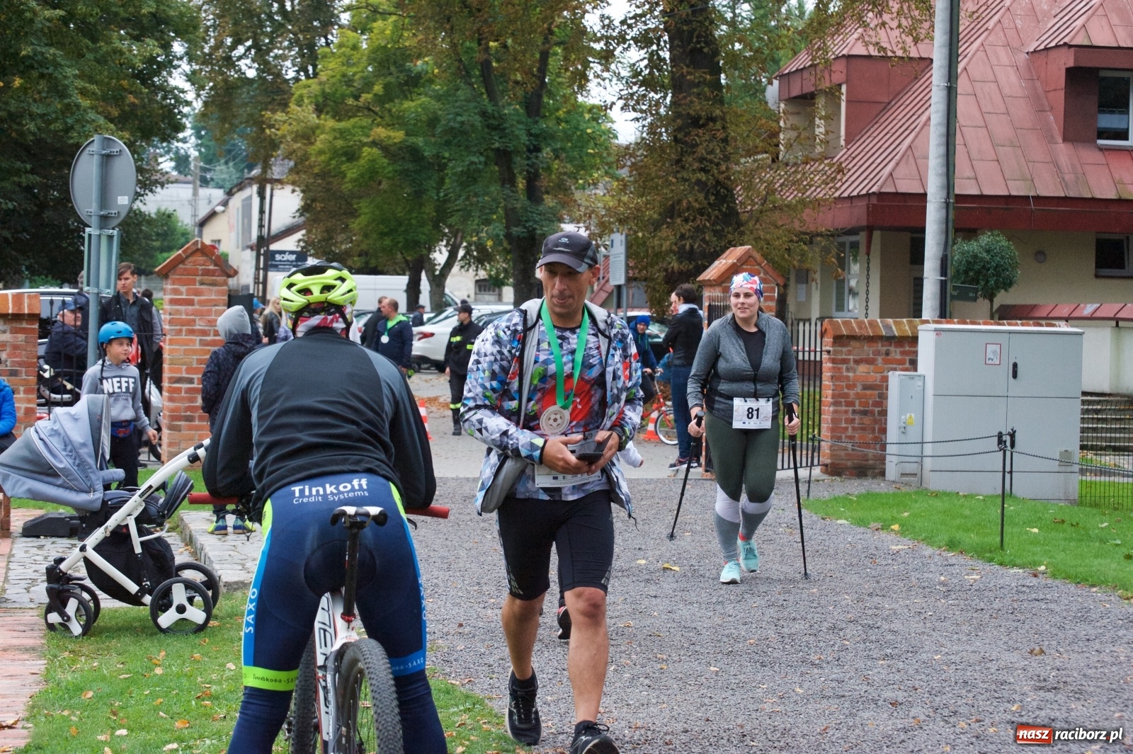 Zdjęcie w galerii na portalu naszraciborz.pl: Bieg o Złoty Kłos. Tworków debiutuje na mapie sportów biegowych wiadomości z regionu