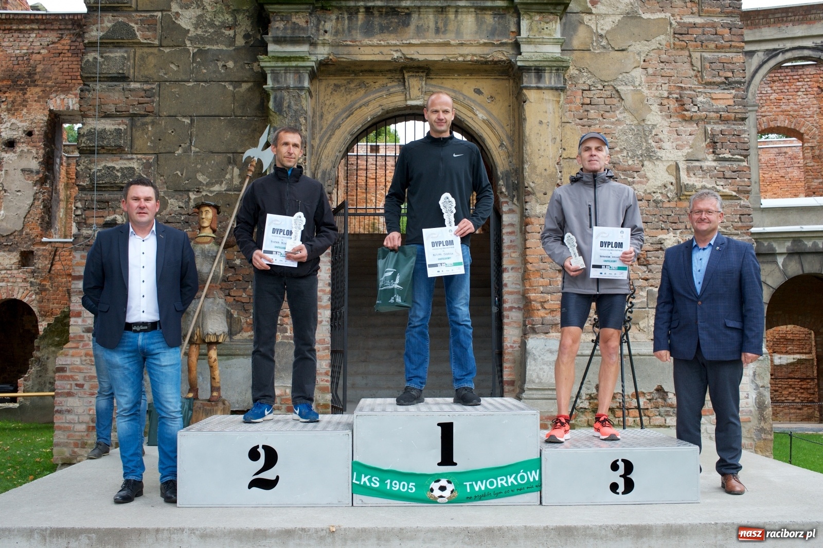 Zdjęcie w galerii na portalu naszraciborz.pl: Bieg o Złoty Kłos. Tworków debiutuje na mapie sportów biegowych wiadomości z regionu