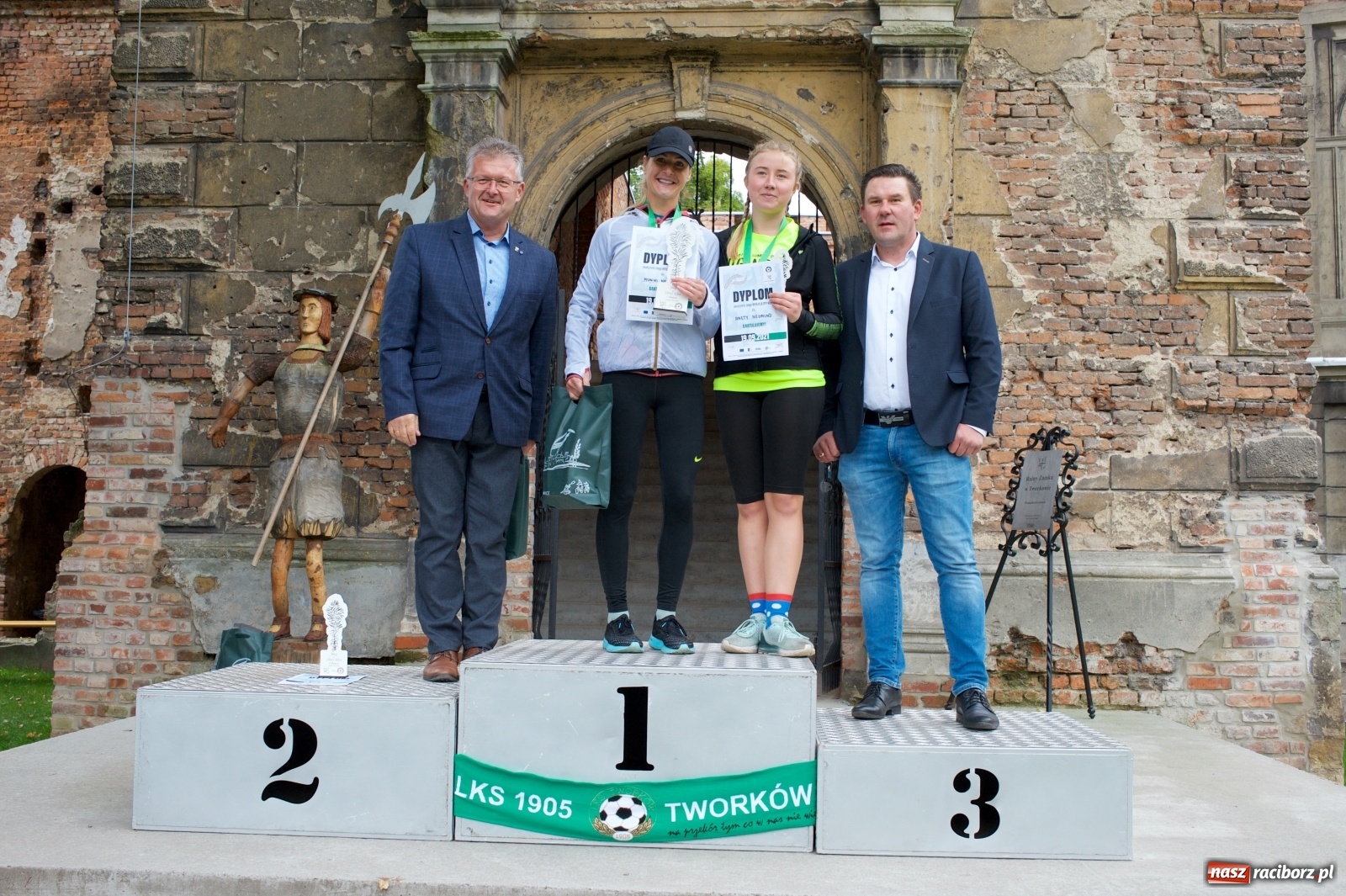 Zdjęcie w galerii na portalu naszraciborz.pl: Bieg o Złoty Kłos. Tworków debiutuje na mapie sportów biegowych wiadomości z regionu