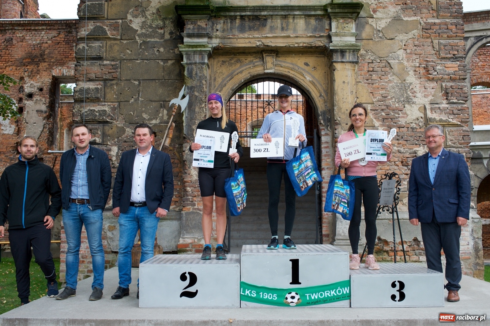 Zdjęcie w galerii na portalu naszraciborz.pl: Bieg o Złoty Kłos. Tworków debiutuje na mapie sportów biegowych wiadomości z regionu