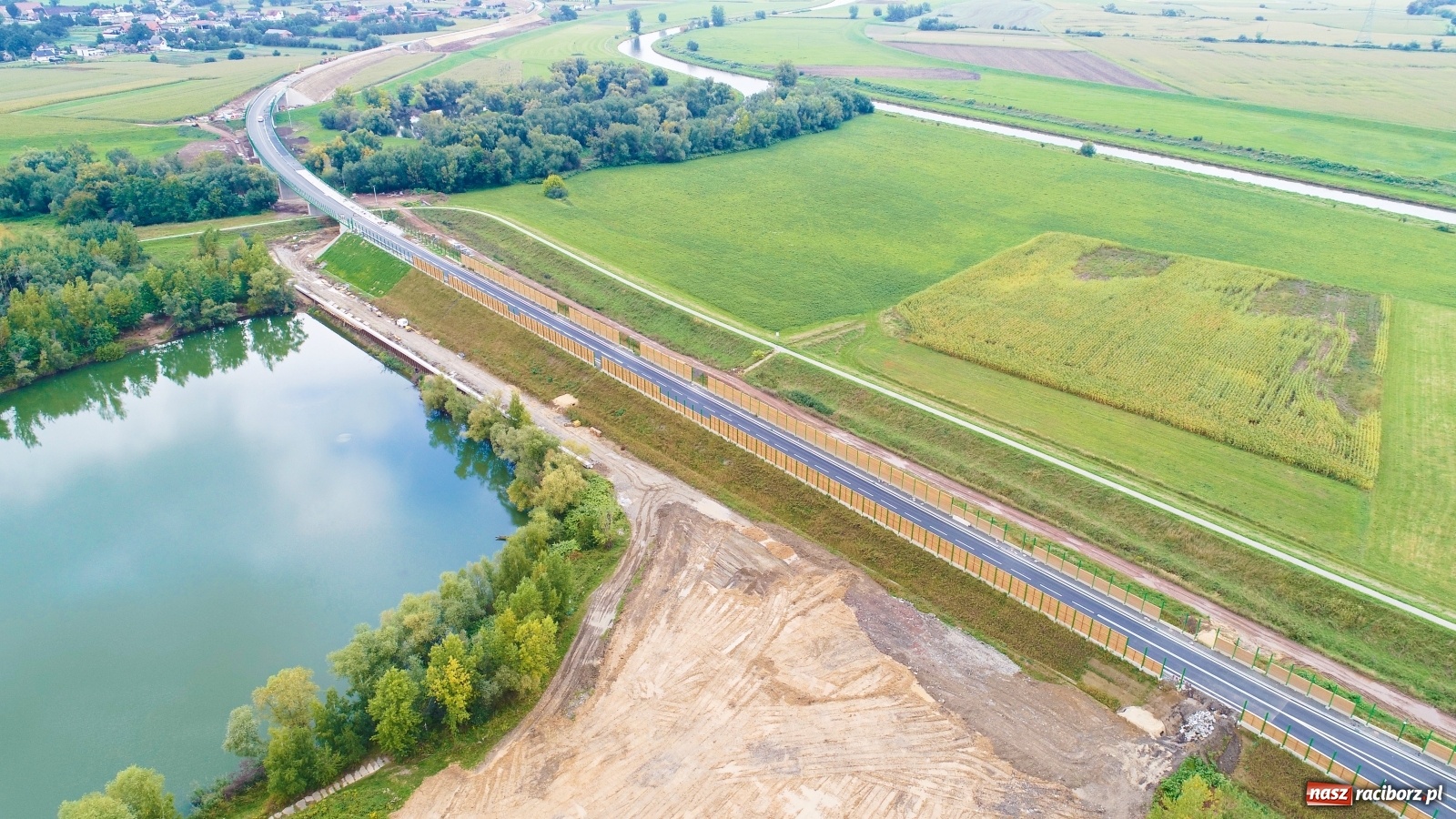 Zdjęcie w galerii na portalu naszraciborz.pl: Blisko, coraz bliżej. Najnowsze zdjęcia z budowy wschodniej obwodnicy Raciborza wiadomości z regionu