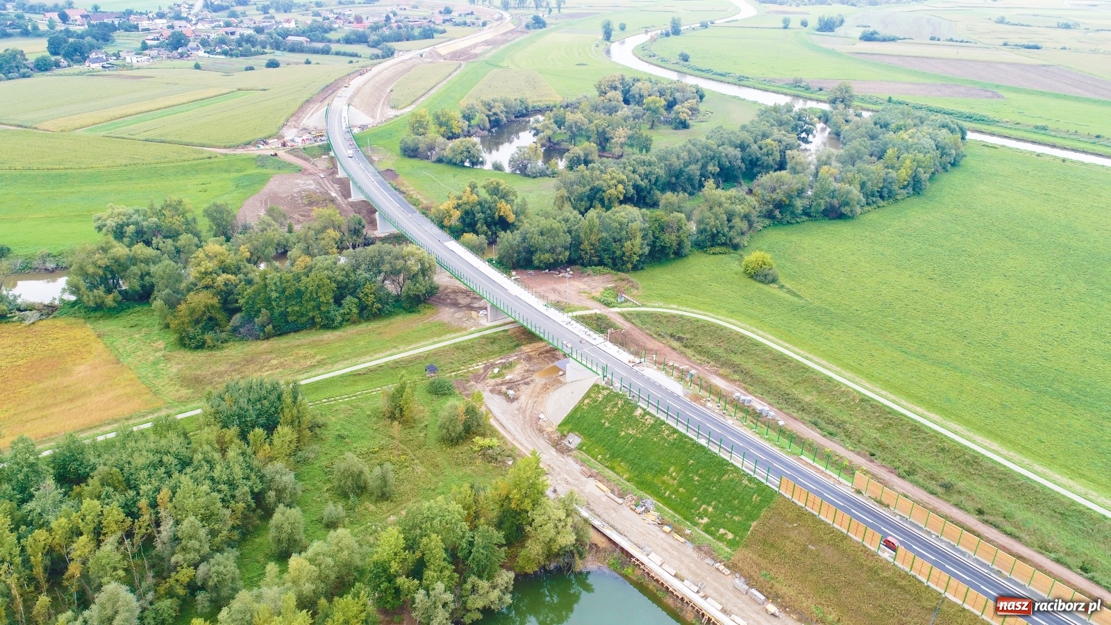 Zdjęcie w galerii na portalu naszraciborz.pl: Blisko, coraz bliżej. Najnowsze zdjęcia z budowy wschodniej obwodnicy Raciborza wiadomości z regionu