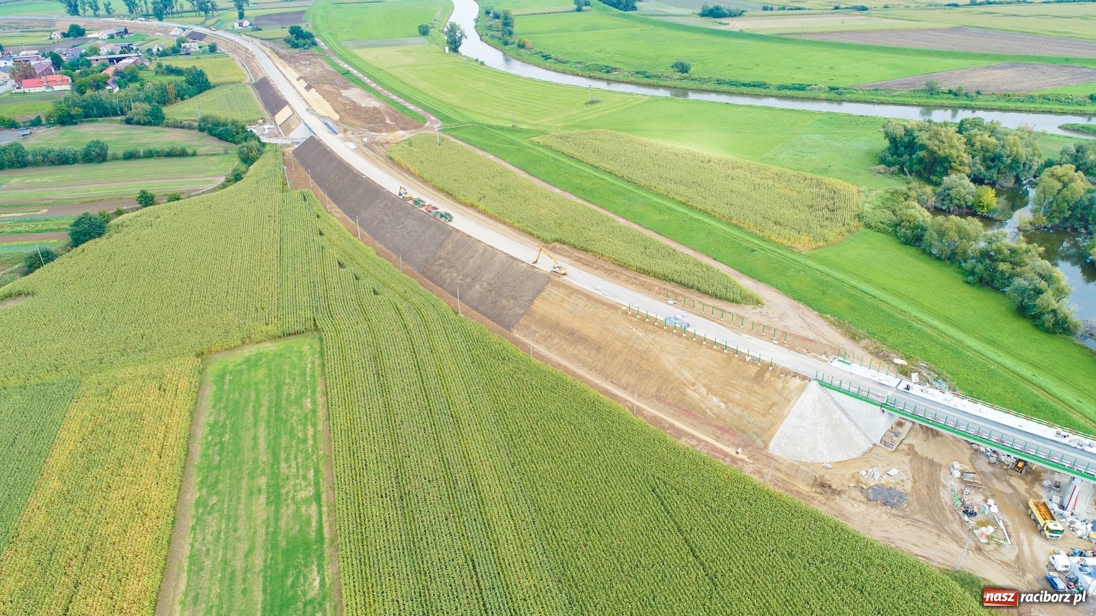 Zdjęcie w galerii na portalu naszraciborz.pl: Blisko, coraz bliżej. Najnowsze zdjęcia z budowy wschodniej obwodnicy Raciborza wiadomości z regionu