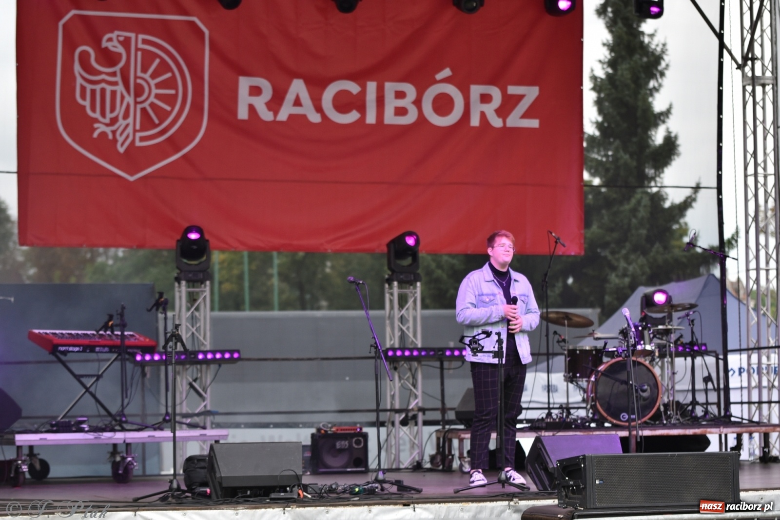 Zdjęcie w galerii na portalu naszraciborz.pl: VOLTAGE – Klimaszka, Stuchły i Thamm na pożegnaniu lata wiadomości z regionu
