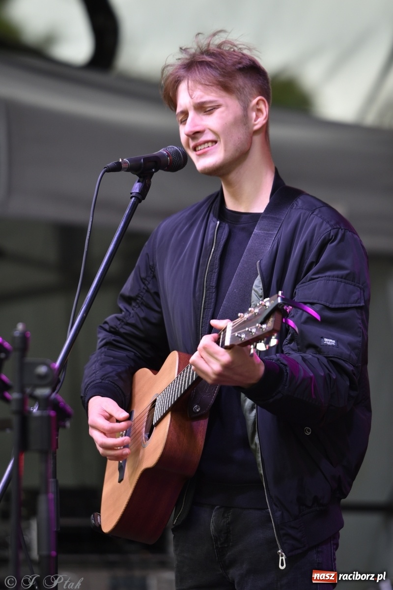 Zdjęcie w galerii na portalu naszraciborz.pl: VOLTAGE – Klimaszka, Stuchły i Thamm na pożegnaniu lata wiadomości z regionu