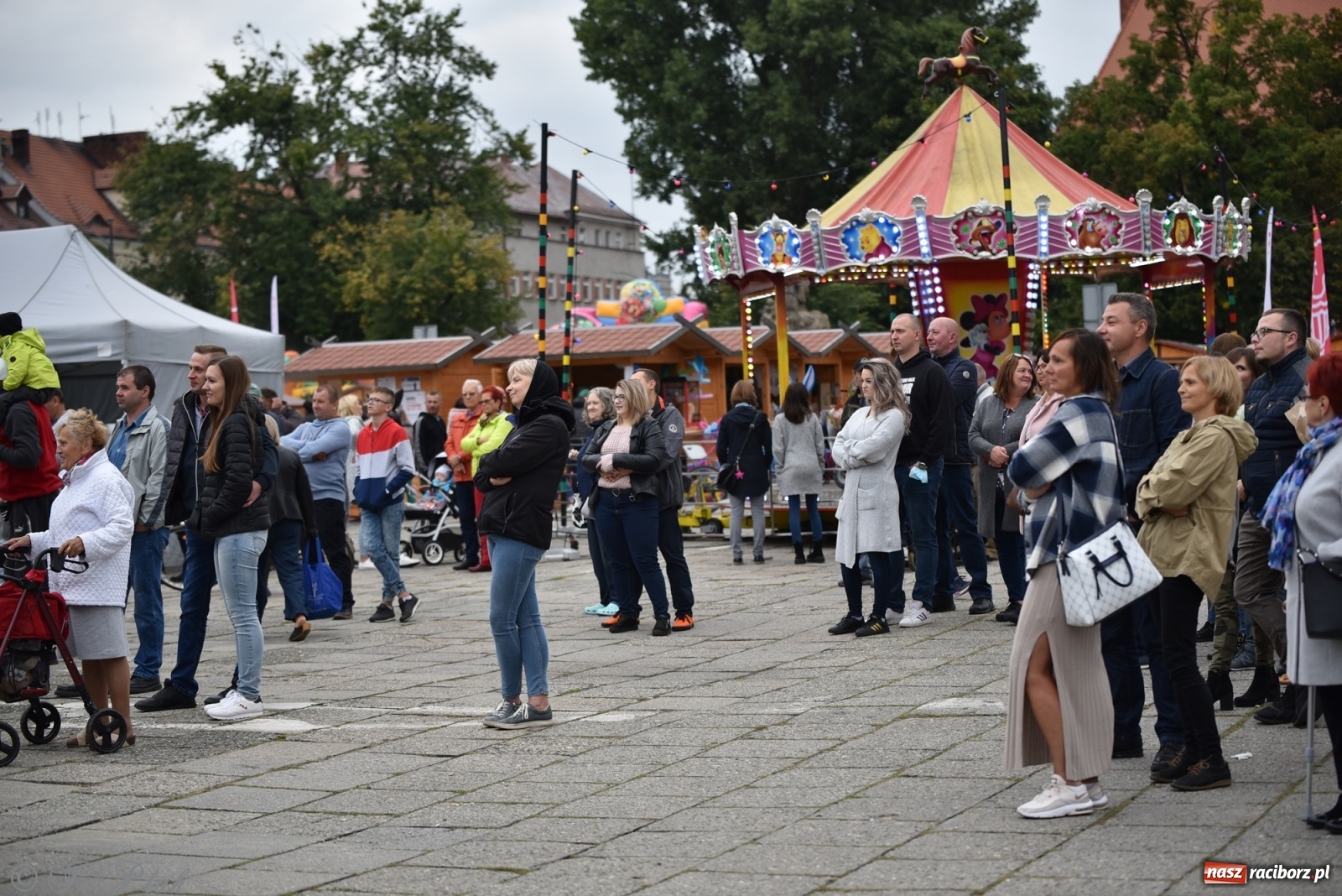 Zdjęcie w galerii na portalu naszraciborz.pl: Moherowe Berety na raciborskim jarmarku wiadomości z regionu