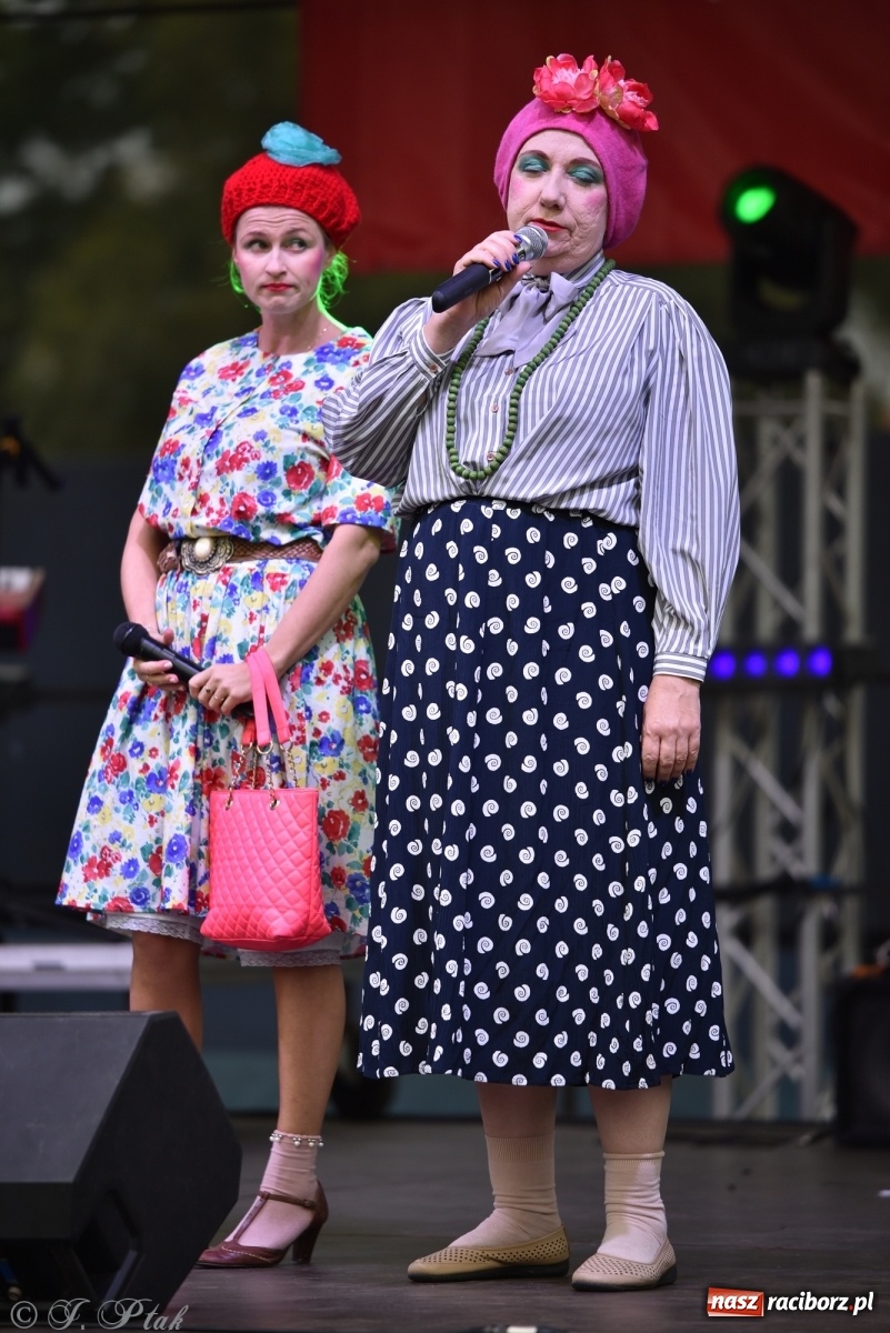 Zdjęcie w galerii na portalu naszraciborz.pl: Moherowe Berety na raciborskim jarmarku wiadomości z regionu