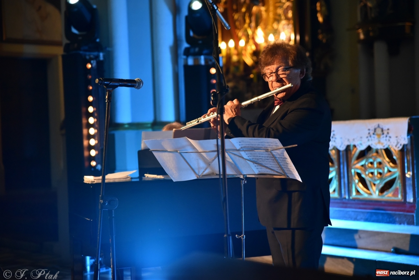 Zdjęcie w galerii na portalu naszraciborz.pl: Muzyka Europy i Dalekiego Wschodu zagościła w kościele Ostrogu wiadomości z regionu