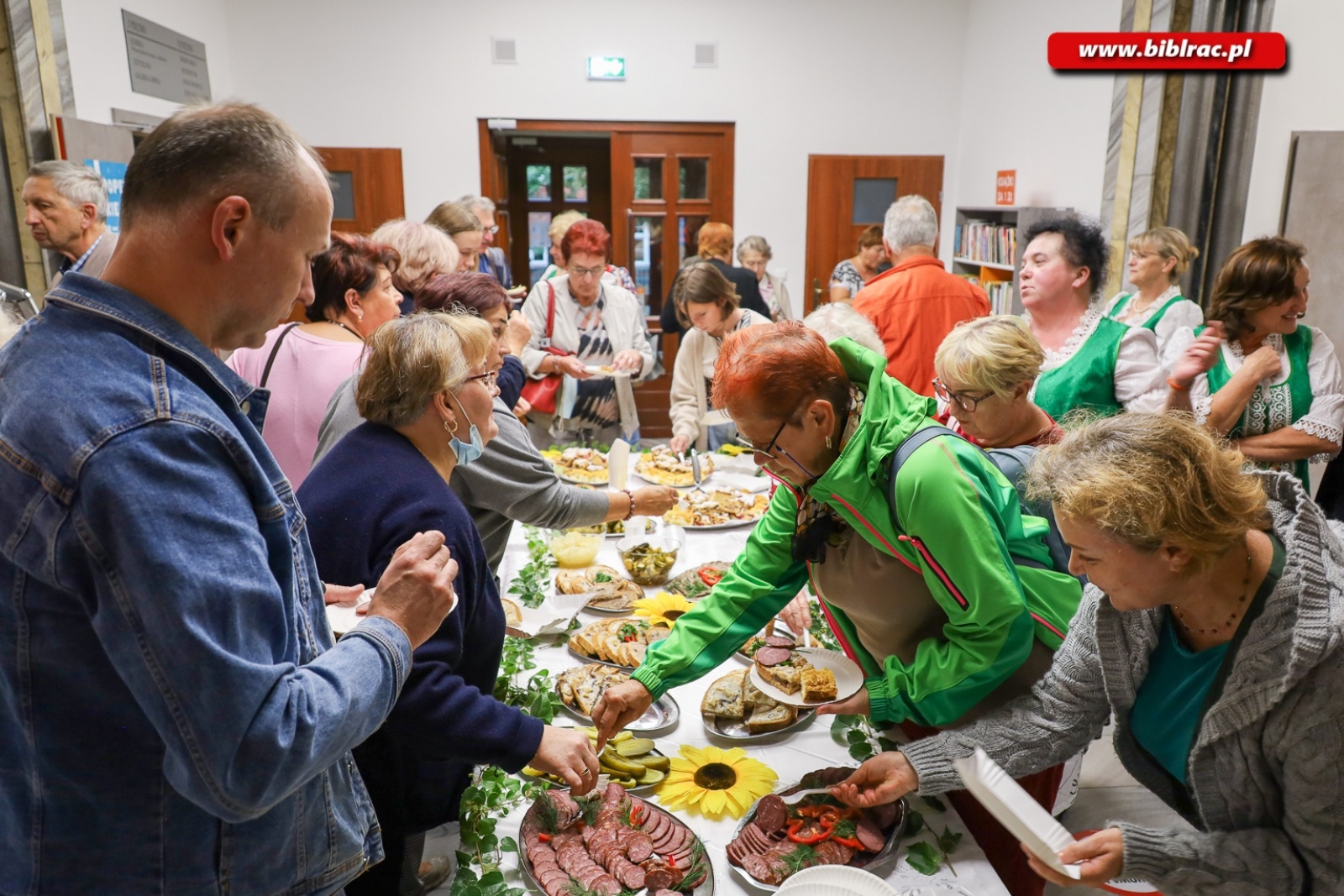 Zdjęcie w galerii na portalu naszraciborz.pl: Smaki raciborskiego dziedzictwa w bibliotece wiadomości z regionu