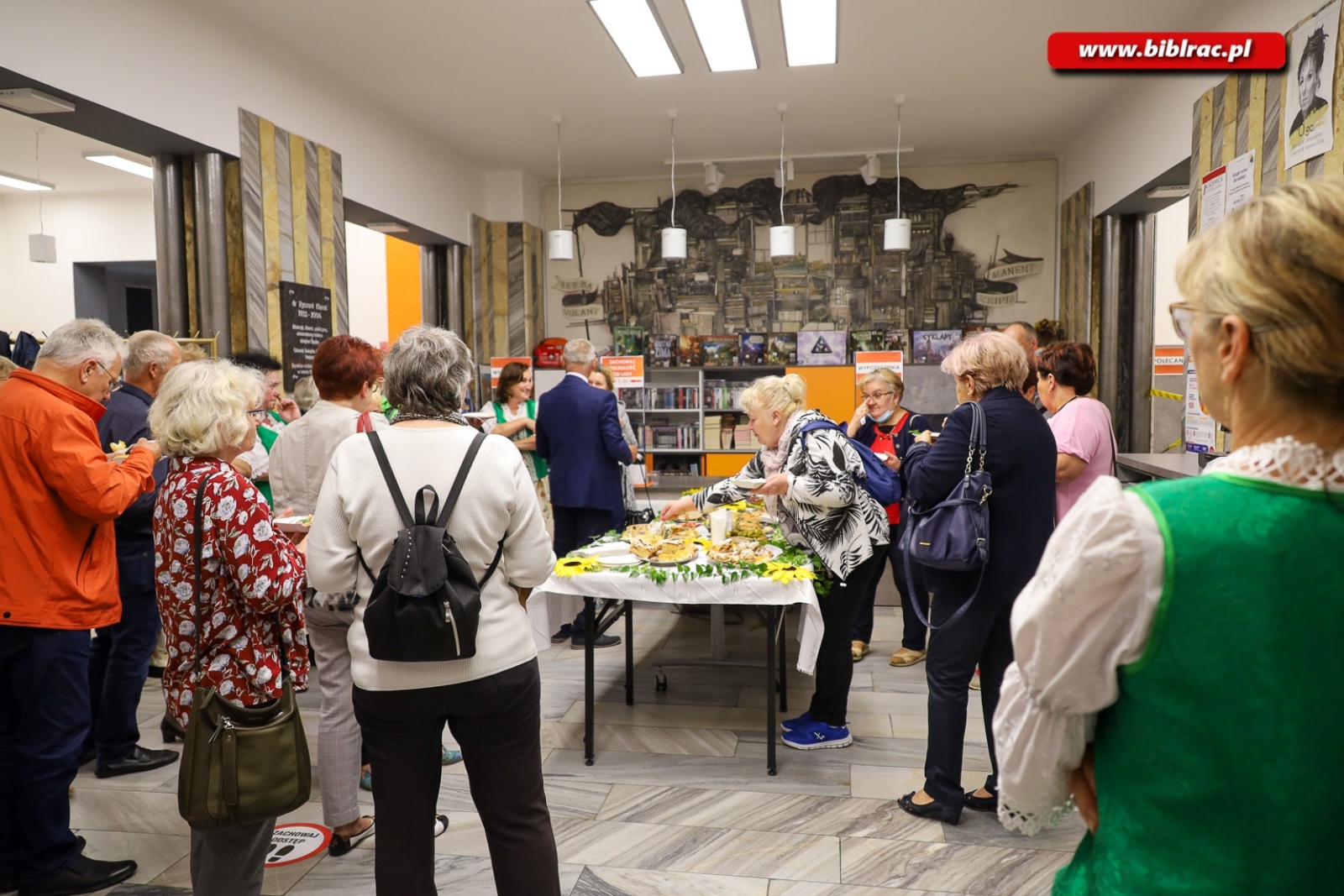 Zdjęcie w galerii na portalu naszraciborz.pl: Smaki raciborskiego dziedzictwa w bibliotece wiadomości z regionu
