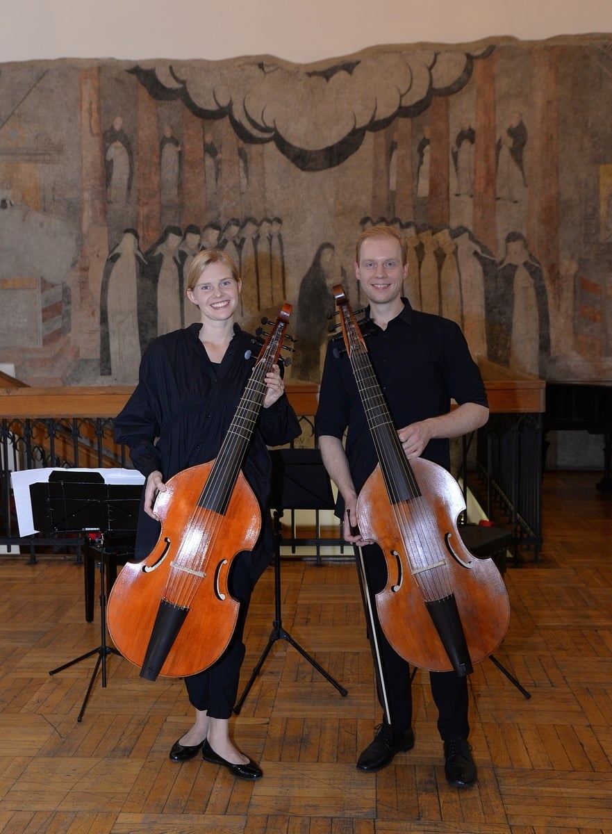 Zdjęcie w galerii na portalu naszraciborz.pl: Na ramionach gigantów. Wyjątkowy koncert w raciborskim Muzeum wiadomości z regionu