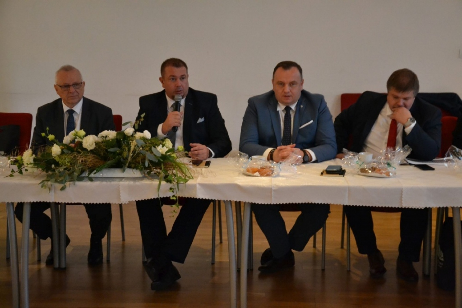 Zdjęcie w galerii na portalu naszraciborz.pl: Posiedzenie Konwentu Powiatów Województwa Śląskiego w Raciborzu wiadomości z regionu