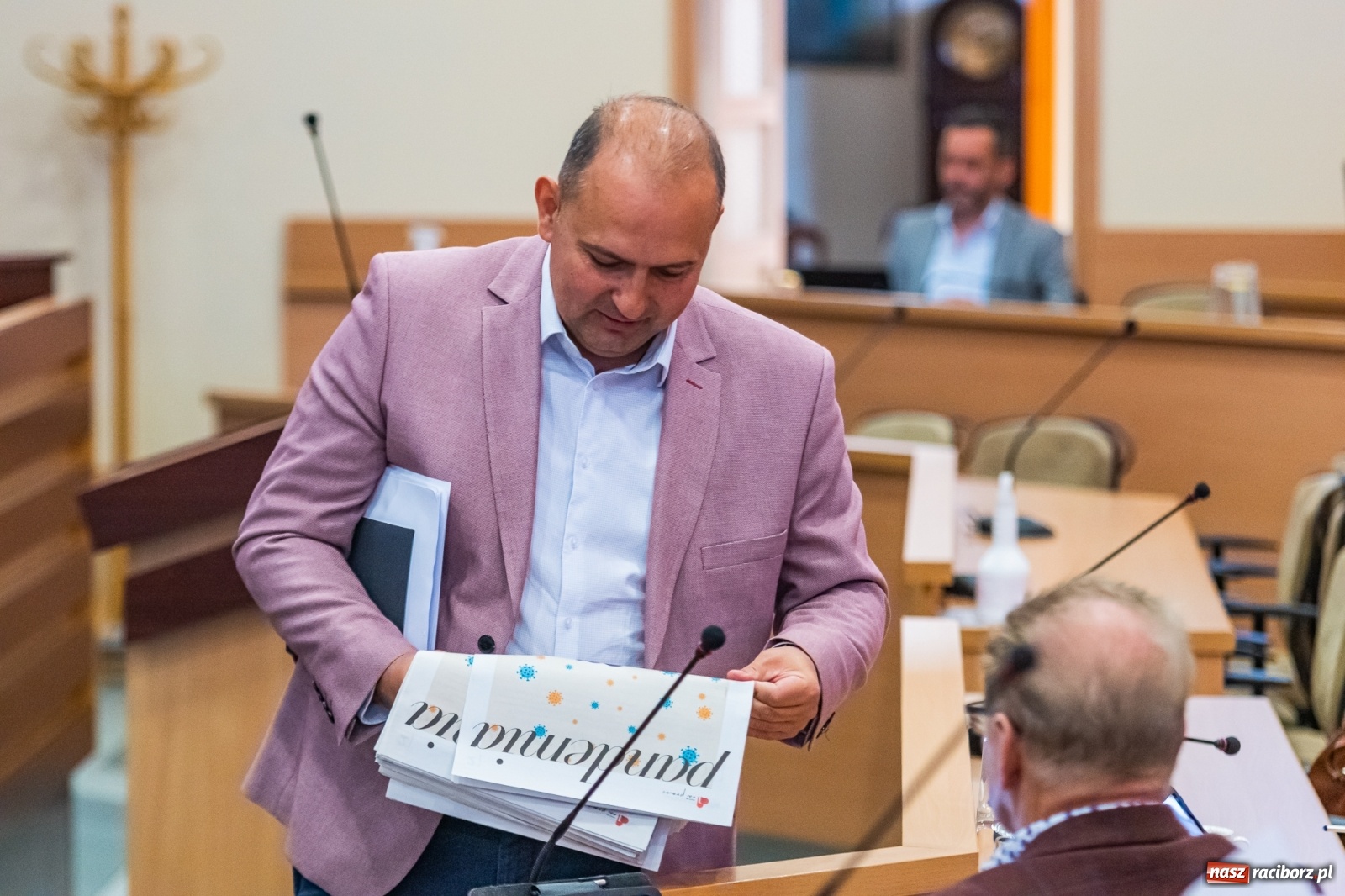 Zdjęcie w galerii na portalu naszraciborz.pl: Radna apeluje o badania przesiewowe wad postawy u uczniów. Raport z komisji oświaty wiadomości z regionu