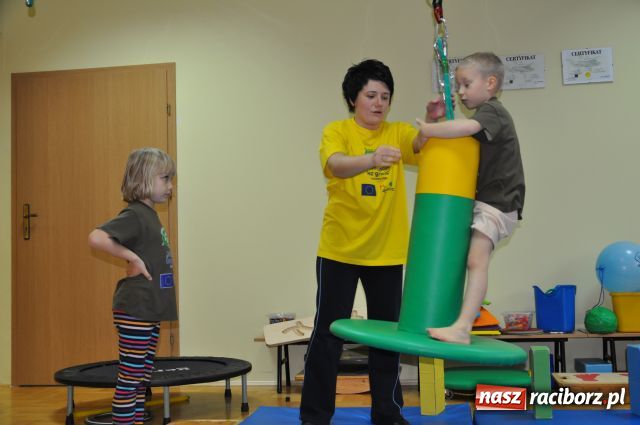 Zdjęcie w galerii na portalu naszraciborz.pl: Pomóc dzieciom funkcjonować w świecie wiadomości z regionu