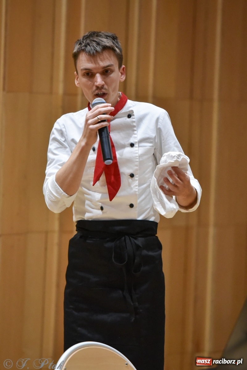 Zdjęcie w galerii na portalu naszraciborz.pl: Muzyczny podwieczorek w szkole muzycznej wiadomości z regionu