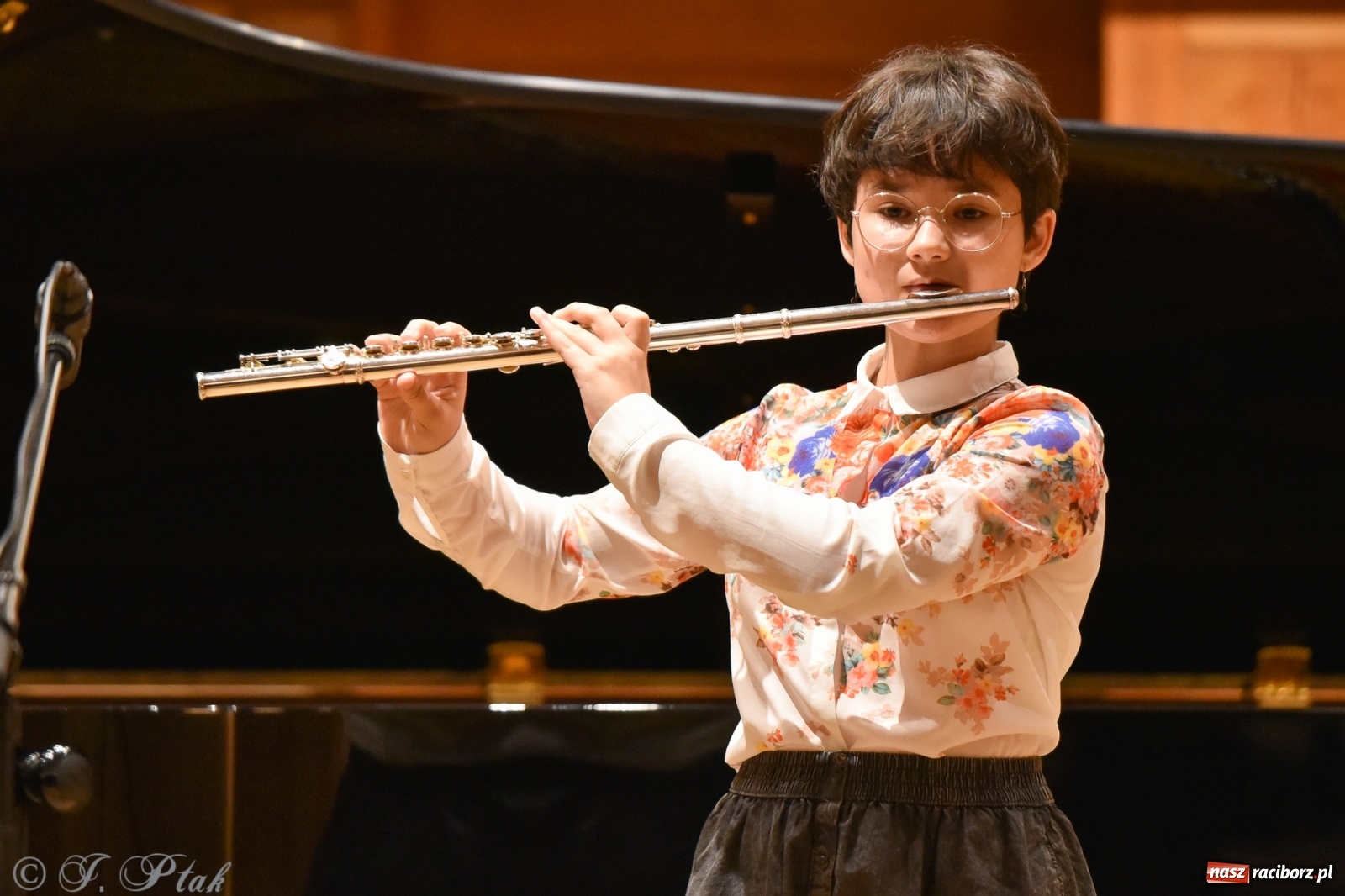 Zdjęcie w galerii na portalu naszraciborz.pl: Muzyczny podwieczorek w szkole muzycznej wiadomości z regionu