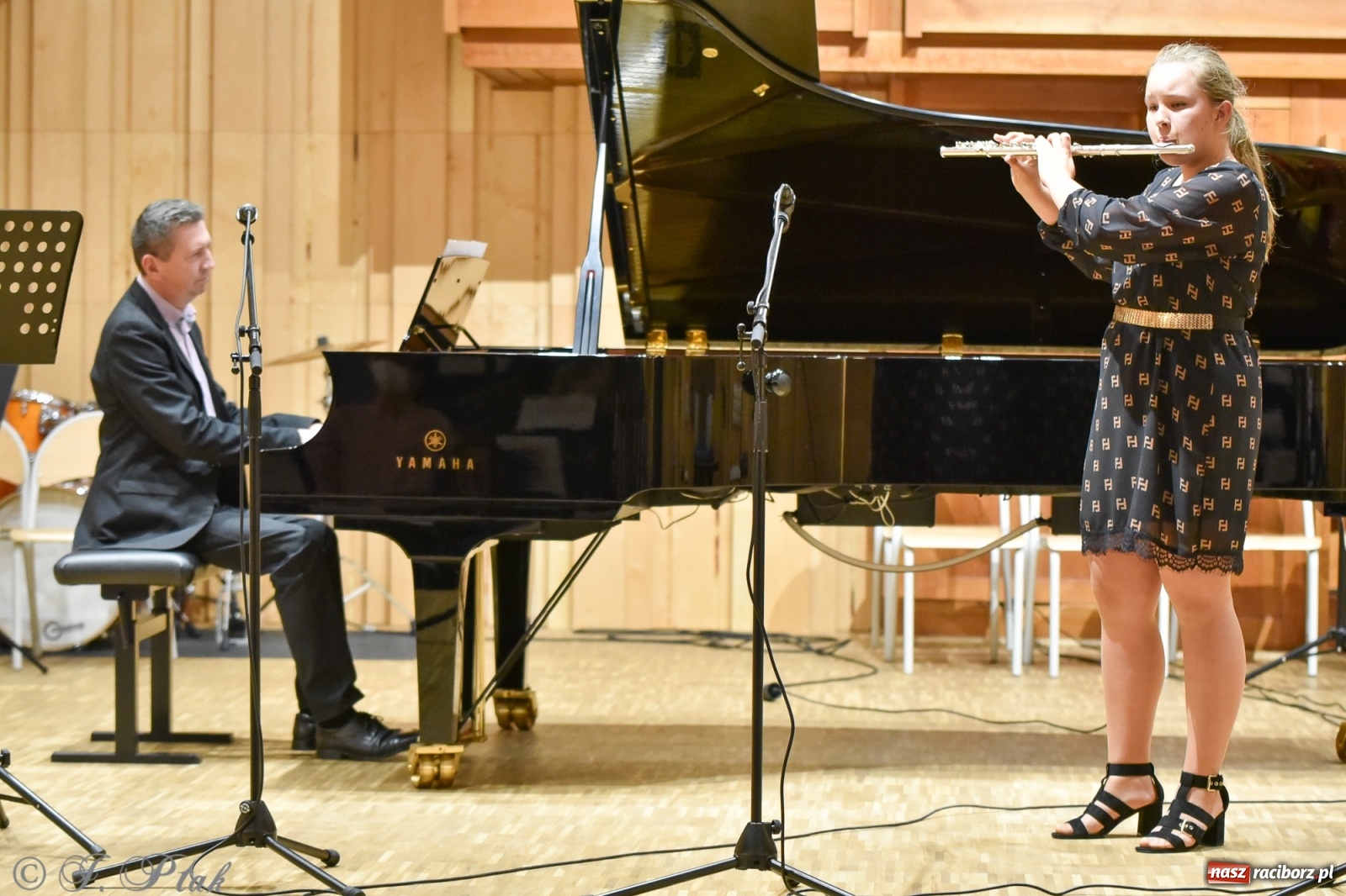 Zdjęcie w galerii na portalu naszraciborz.pl: Muzyczny podwieczorek w szkole muzycznej wiadomości z regionu