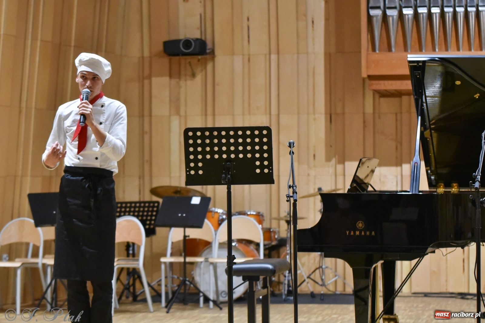 Zdjęcie w galerii na portalu naszraciborz.pl: Muzyczny podwieczorek w szkole muzycznej wiadomości z regionu