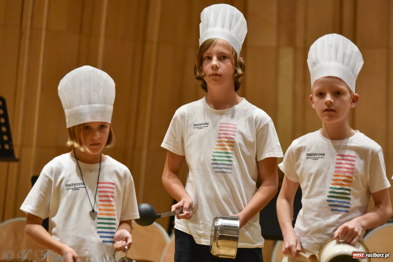 Zdjęcie w galerii na portalu naszraciborz.pl: Muzyczny podwieczorek w szkole muzycznej wiadomości z regionu