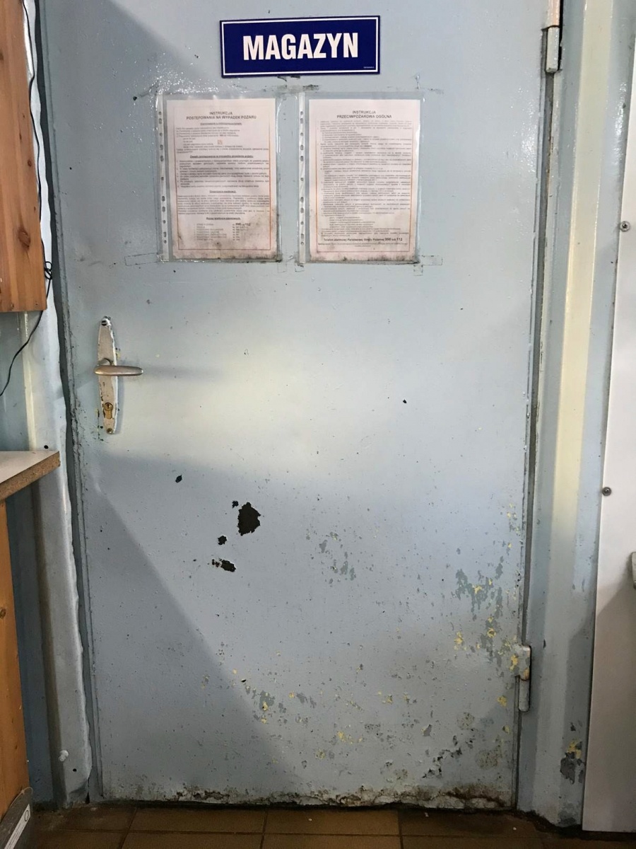 Zdjęcie w galerii na portalu naszraciborz.pl: Kuchnia nie przejdzie już kontroli Sanepidu. Pleśna wymaga kosztownych nakładów [FOTO] wiadomości z regionu