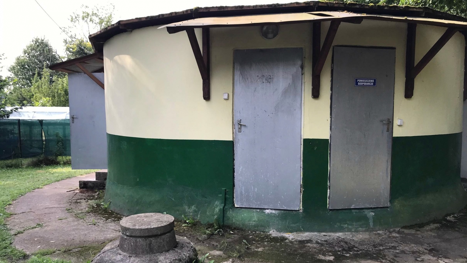 Zdjęcie w galerii na portalu naszraciborz.pl: Kuchnia nie przejdzie już kontroli Sanepidu. Pleśna wymaga kosztownych nakładów [FOTO] wiadomości z regionu