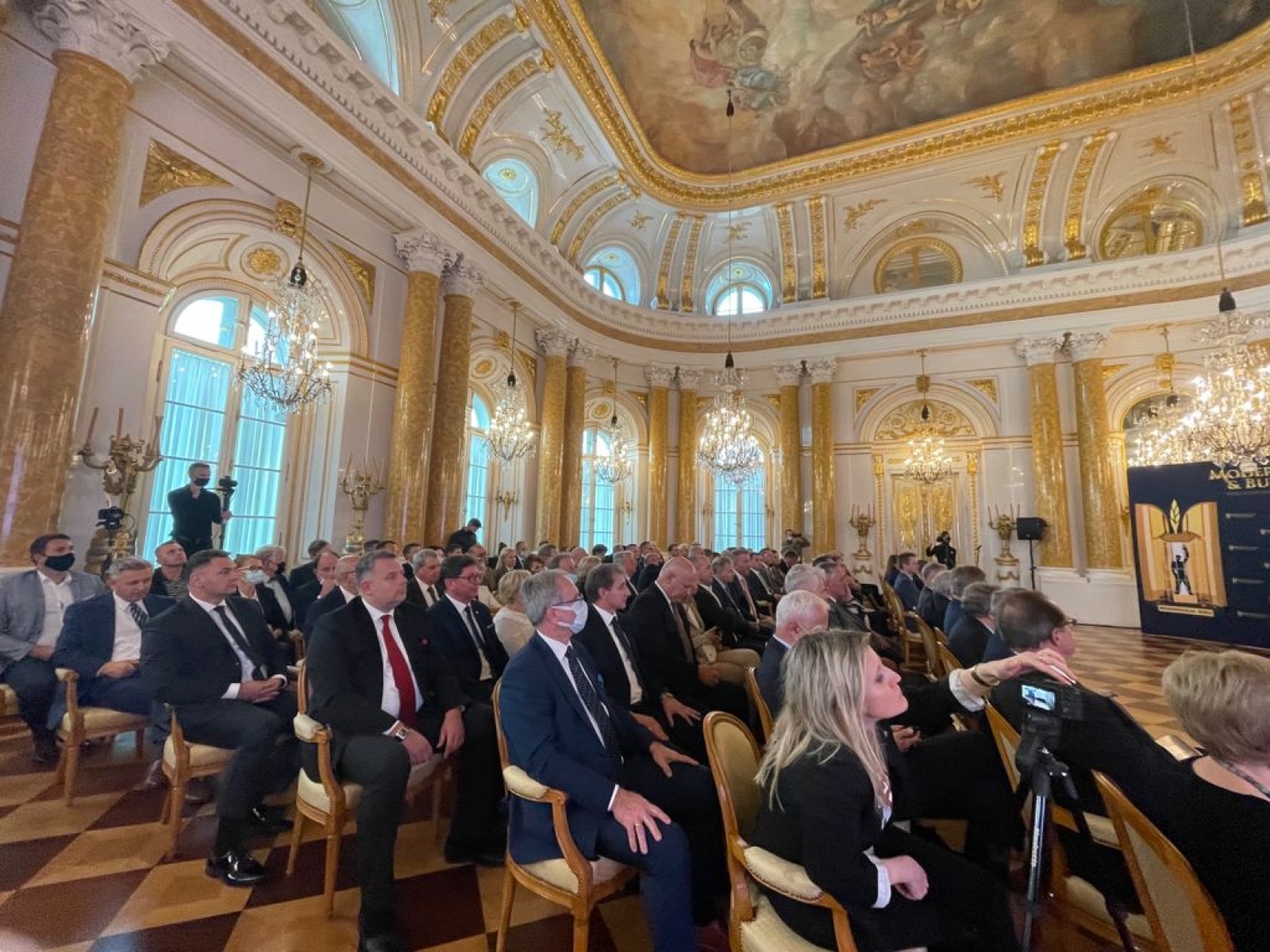 Zdjęcie w galerii na portalu naszraciborz.pl: Rewitalizacja zamku w Tworkowie wyróżniona w Warszawie wiadomości z regionu